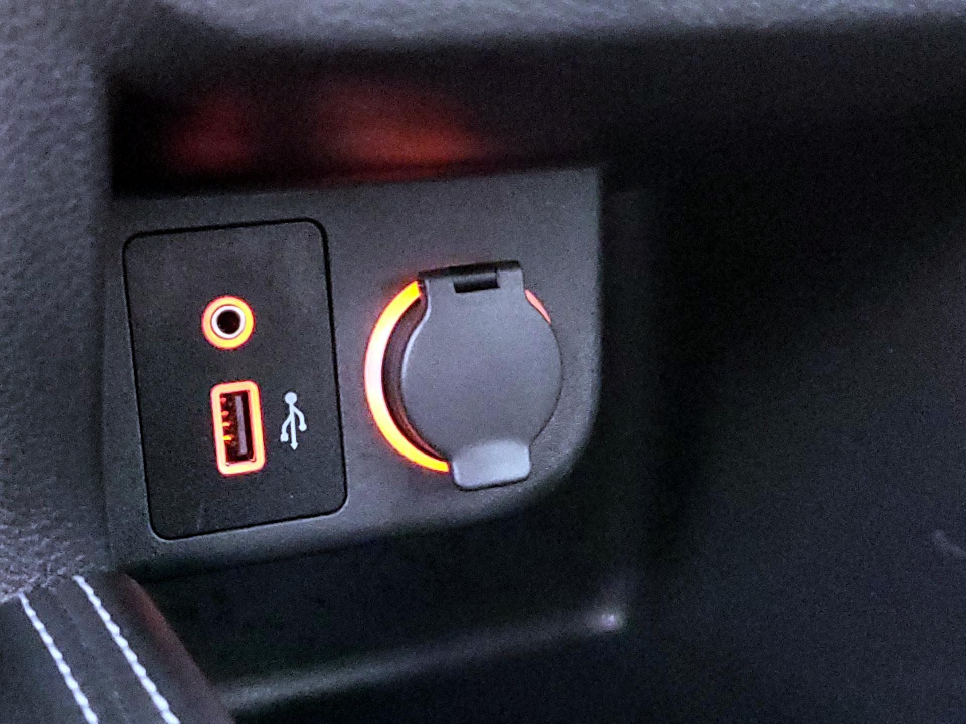 Thumbnail: 2020 Nissan Kicks - 17