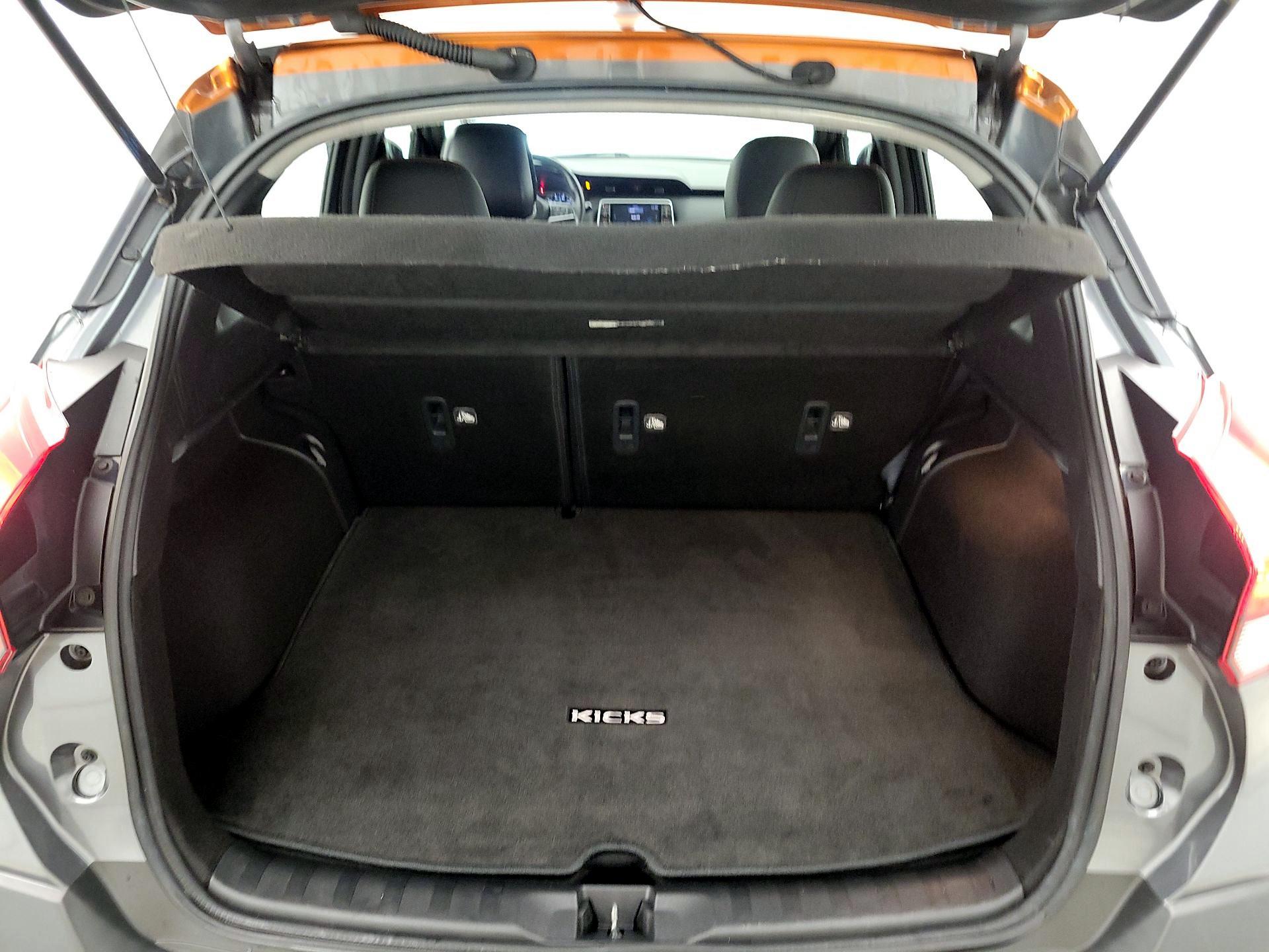 Thumbnail: 2020 Nissan Kicks - 19