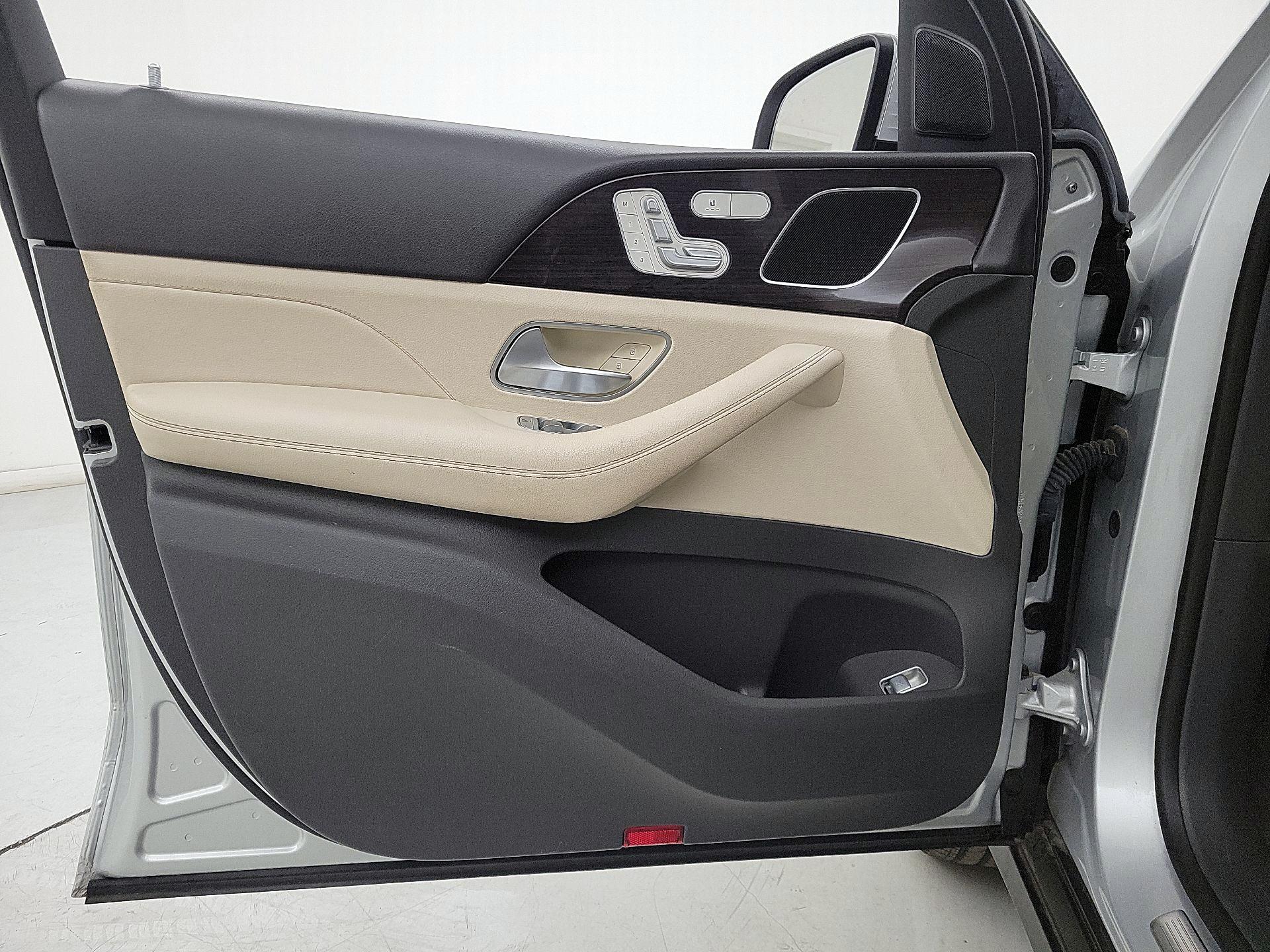 Thumbnail: 2020 Mercedes-Benz GLE - 12