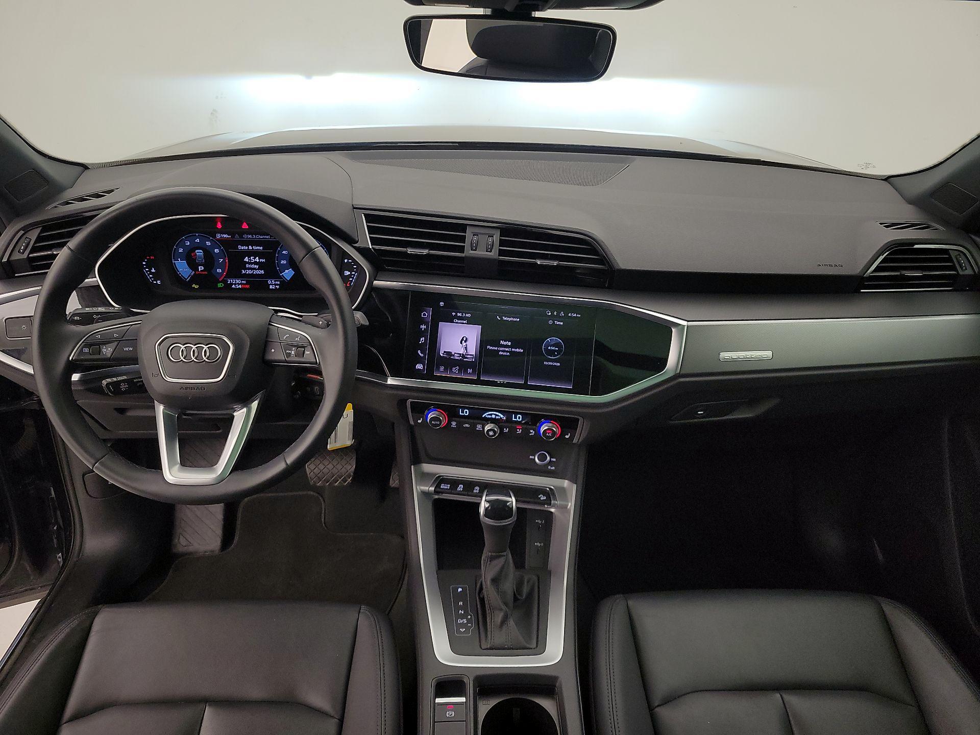 Thumbnail: 2025 Audi Q3 - 9