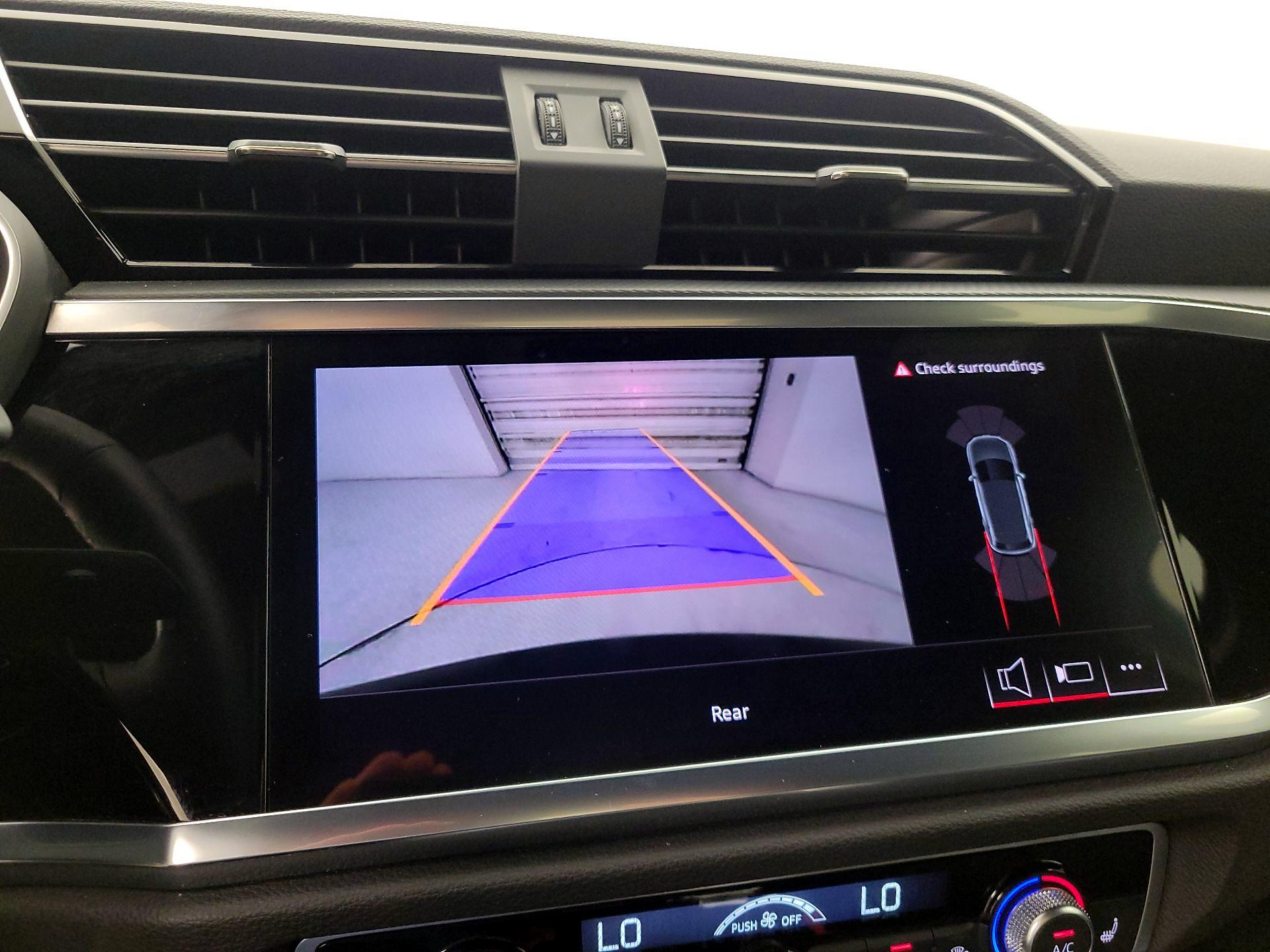 Thumbnail: 2025 Audi Q3 - 14