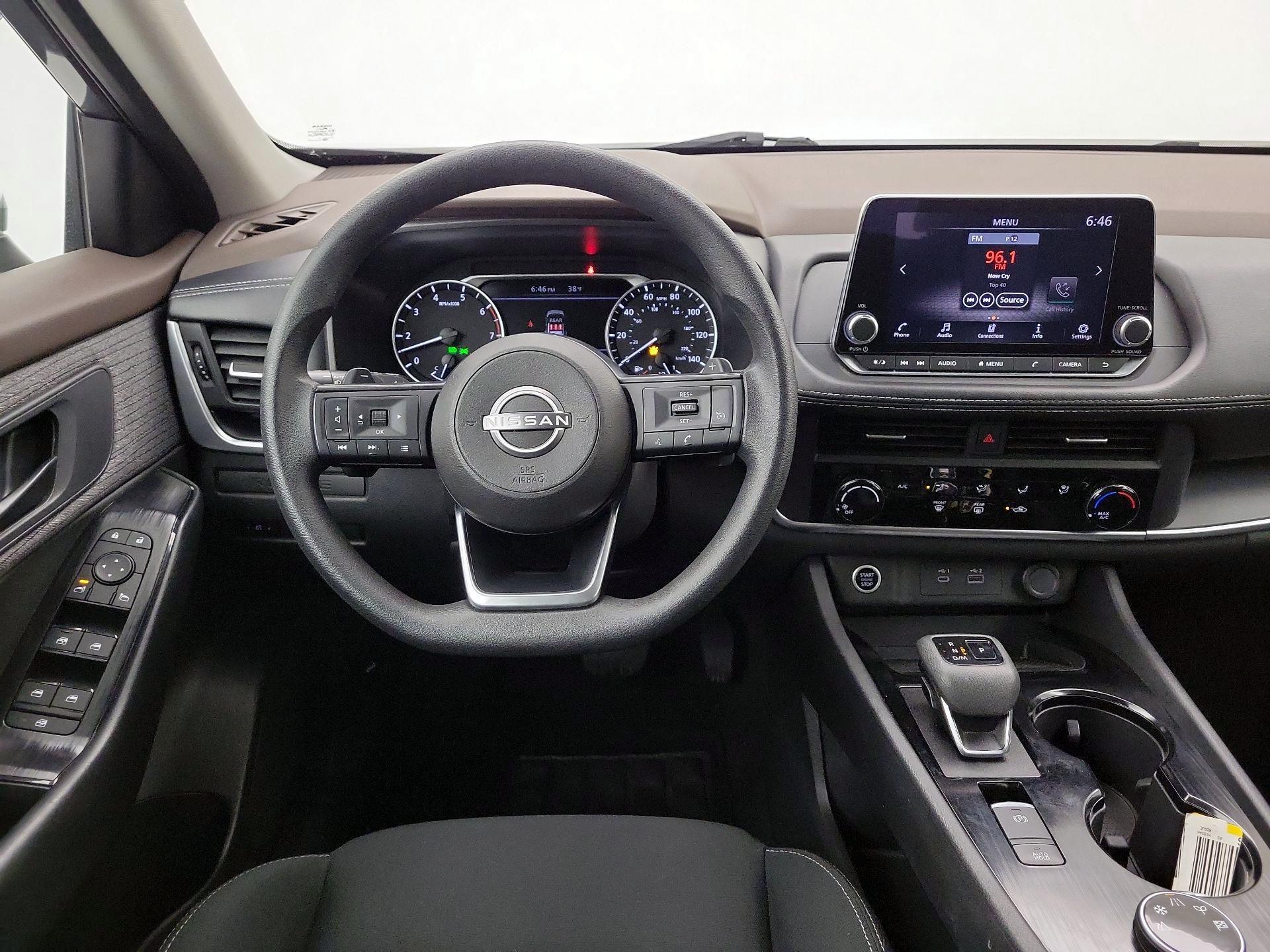 Thumbnail: 2023 Nissan Rogue - 10