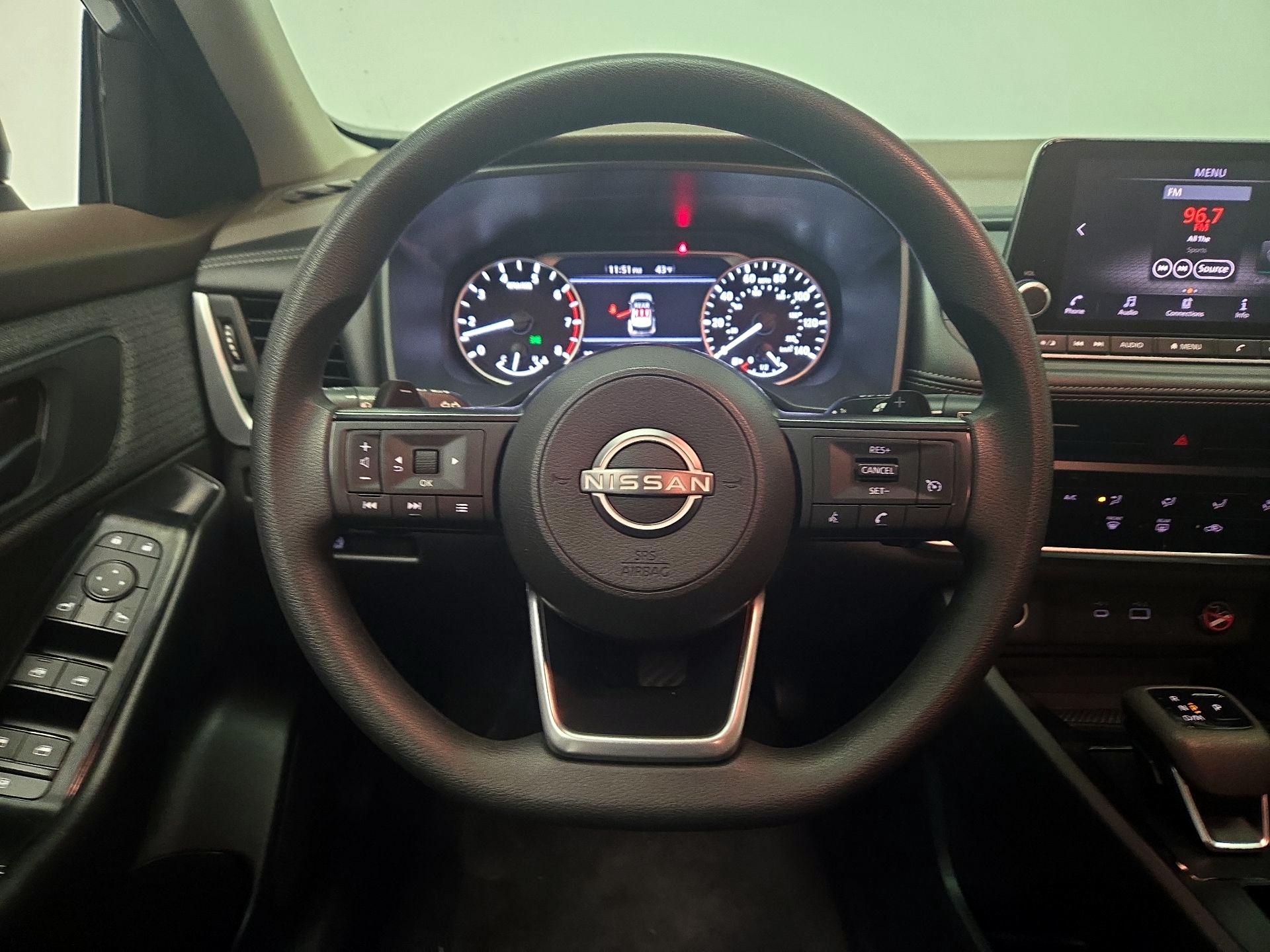 Thumbnail: 2023 Nissan Rogue - 10