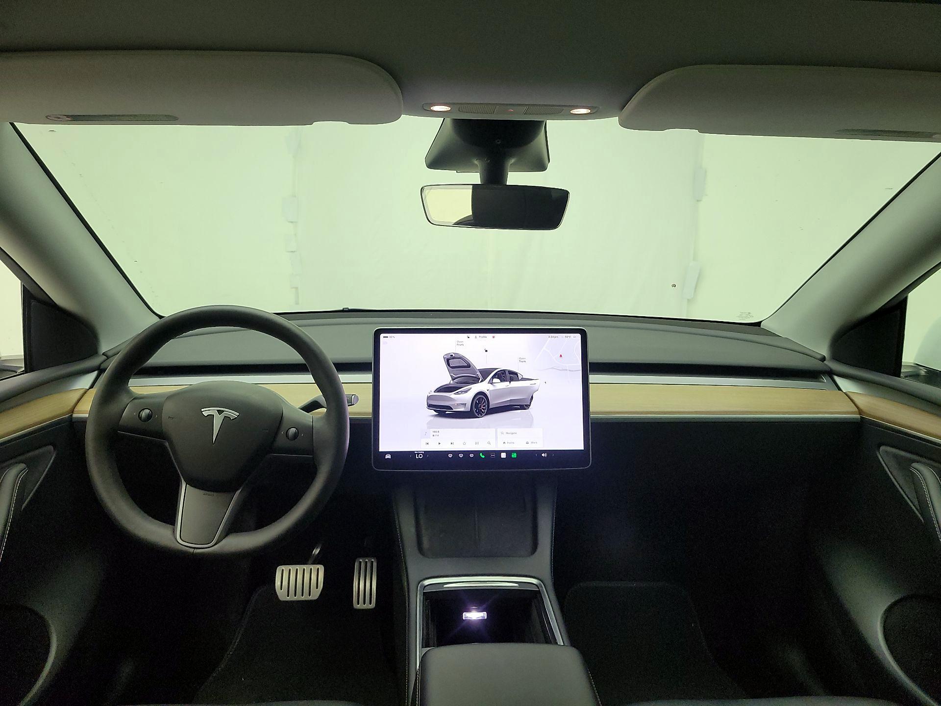 Thumbnail: 2023 Tesla Model Y - 8