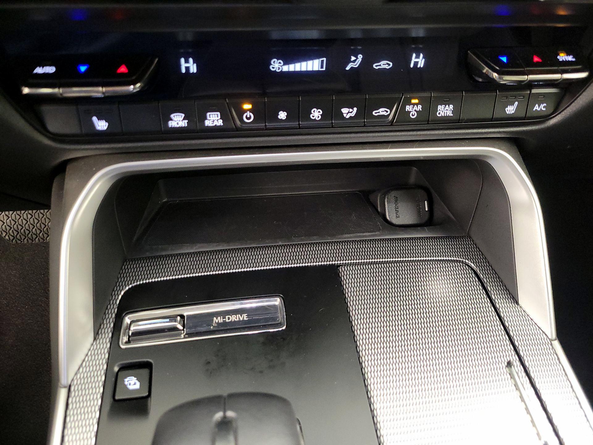 Thumbnail: 2024 Mazda CX-90 - 16