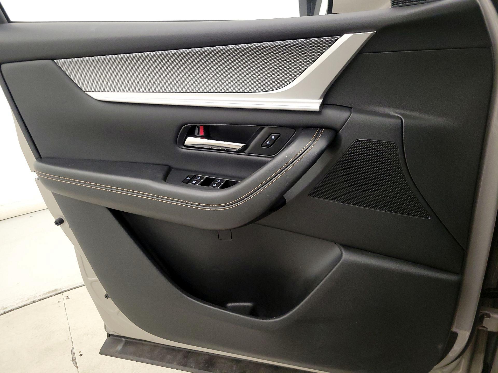 Thumbnail: 2024 Mazda CX-90 - 12