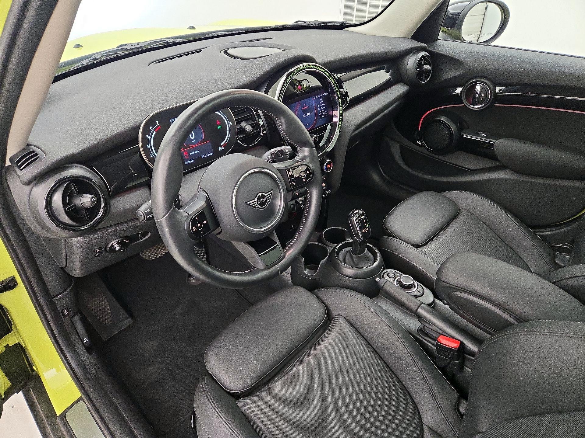 Thumbnail: 2023 MINI Cooper Hardtop - 11