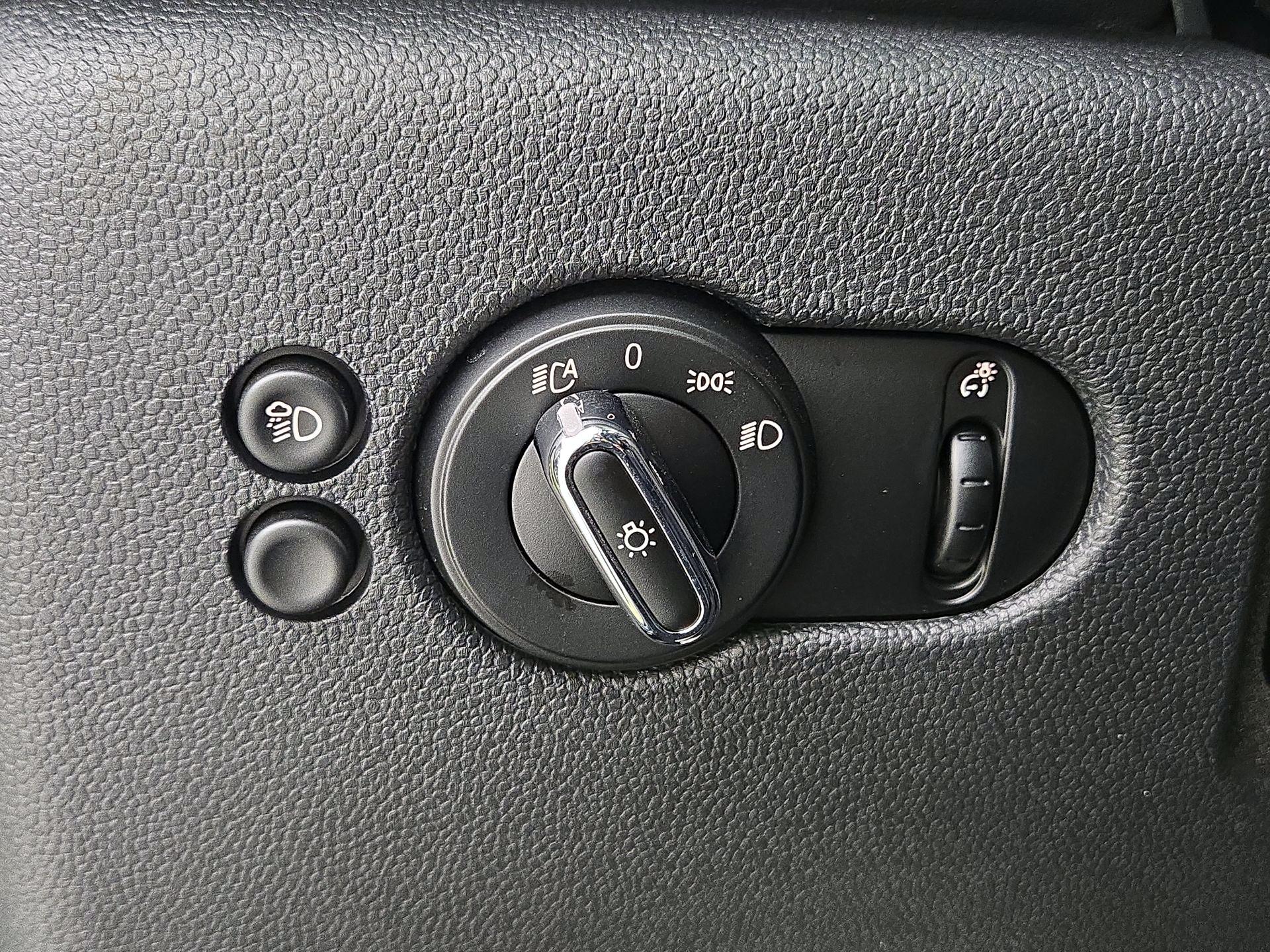 Thumbnail: 2023 MINI Cooper Hardtop - 13