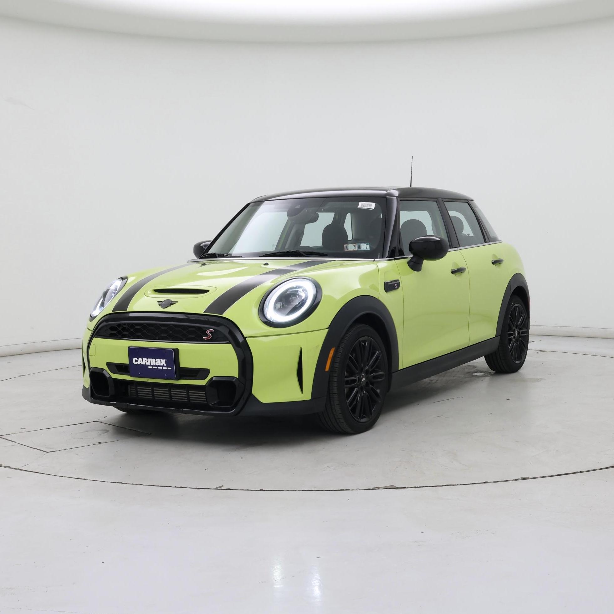 Thumbnail: 2023 MINI Cooper Hardtop - 4