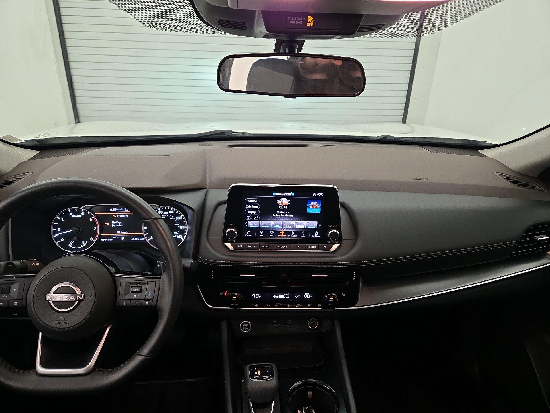 Thumbnail: 2023 Nissan Rogue - 9