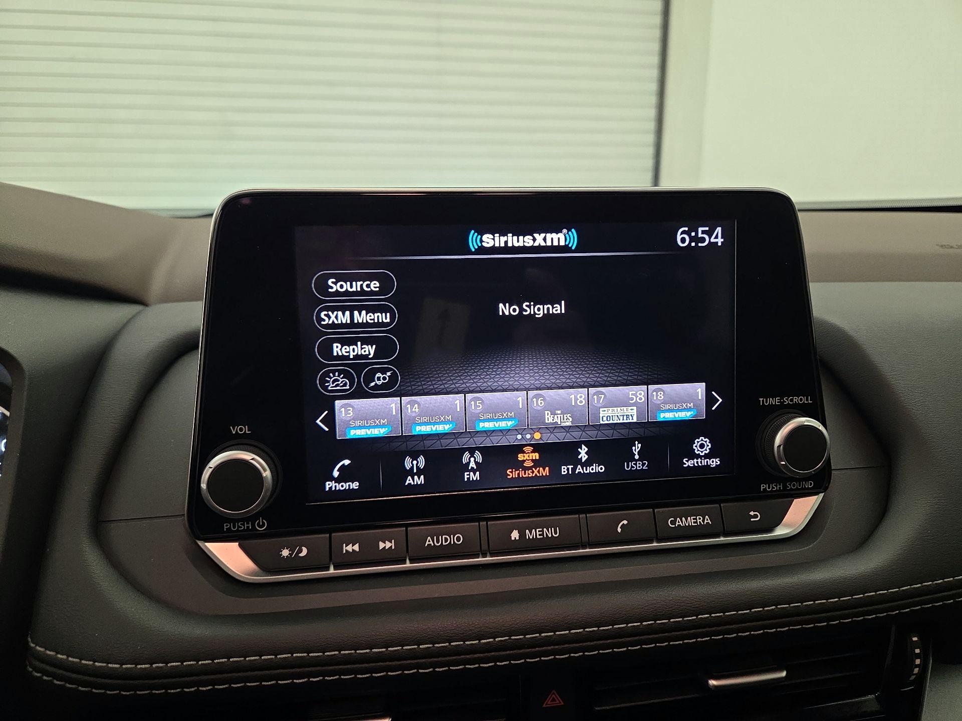 Thumbnail: 2023 Nissan Rogue - 15