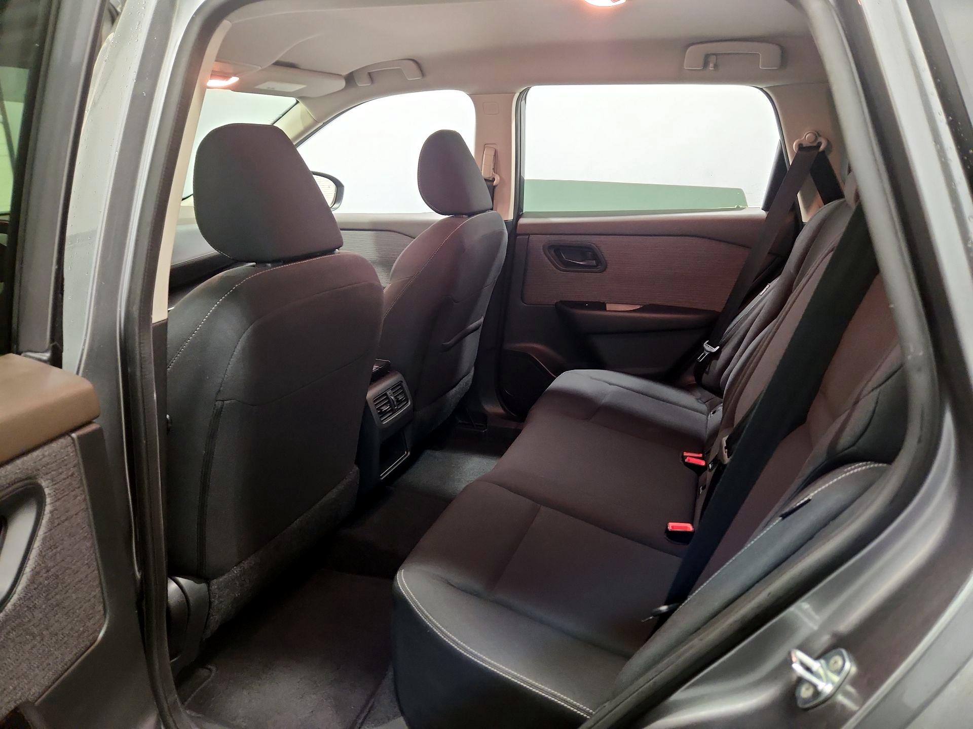 Thumbnail: 2023 Nissan Rogue - 19