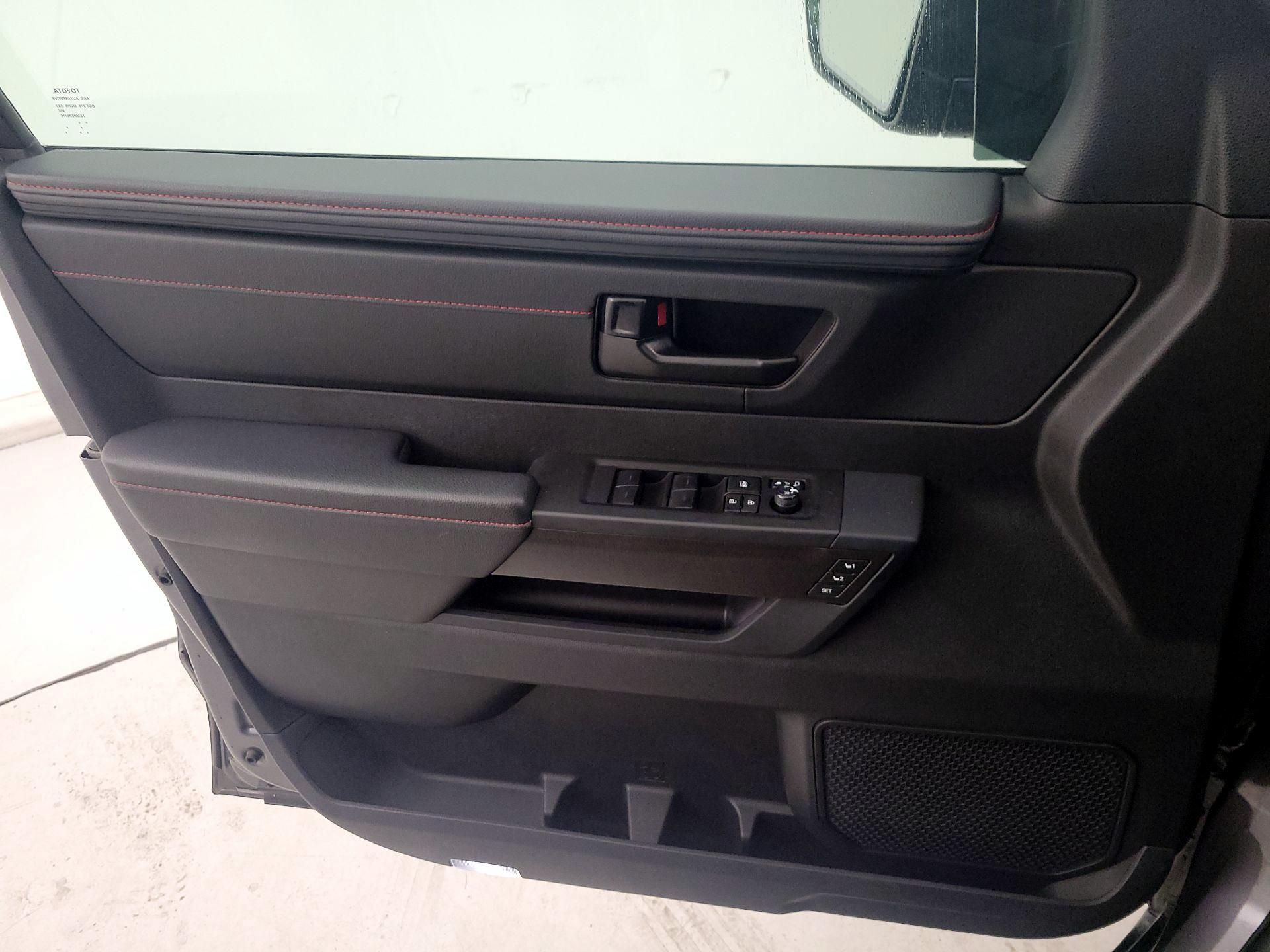 Thumbnail: 2024 Toyota Tundra - 12