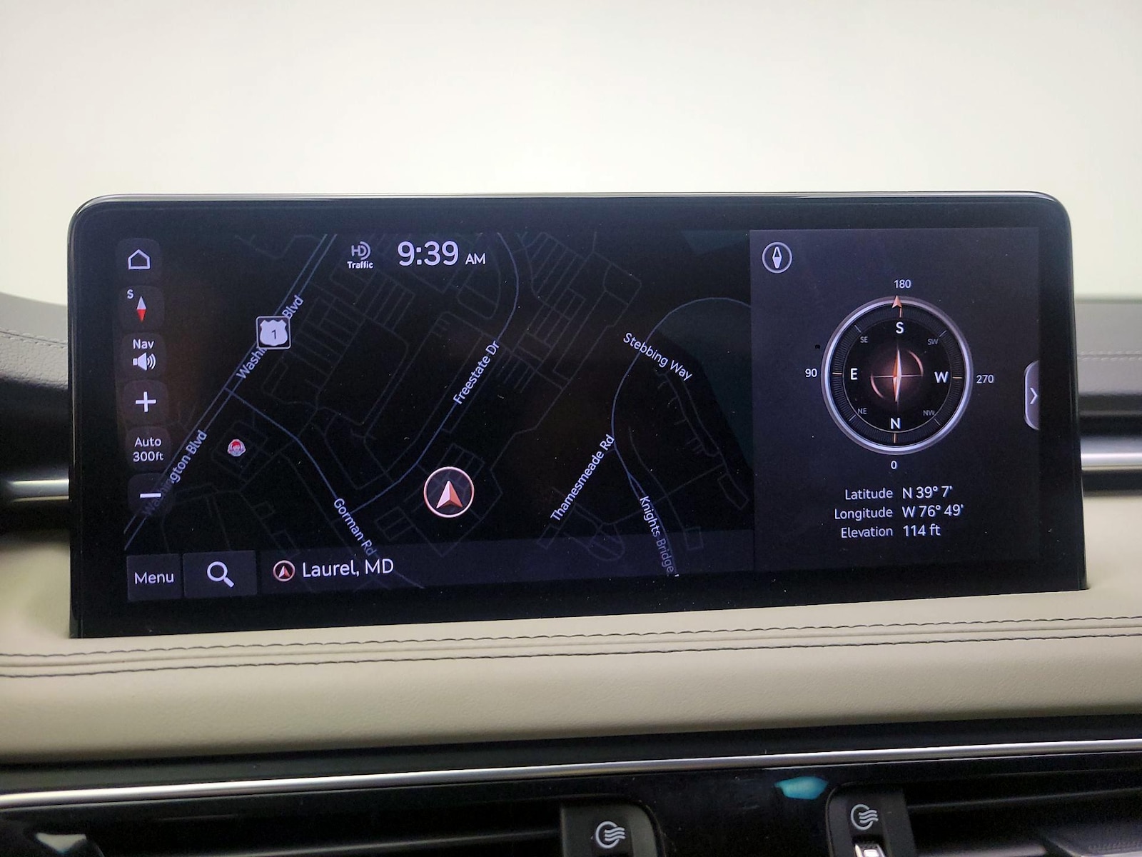 2023 GENESIS G70 Standard - Photo 13
