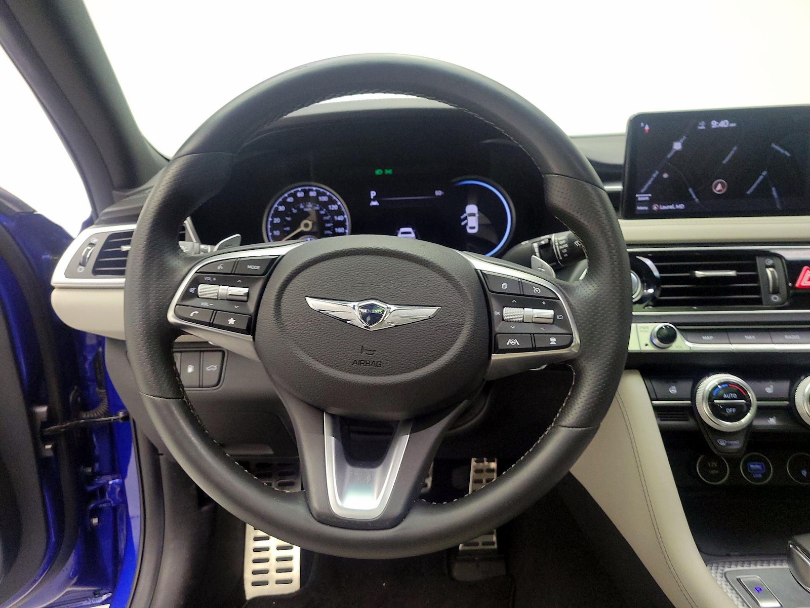 2023 GENESIS G70 Standard - Photo 9