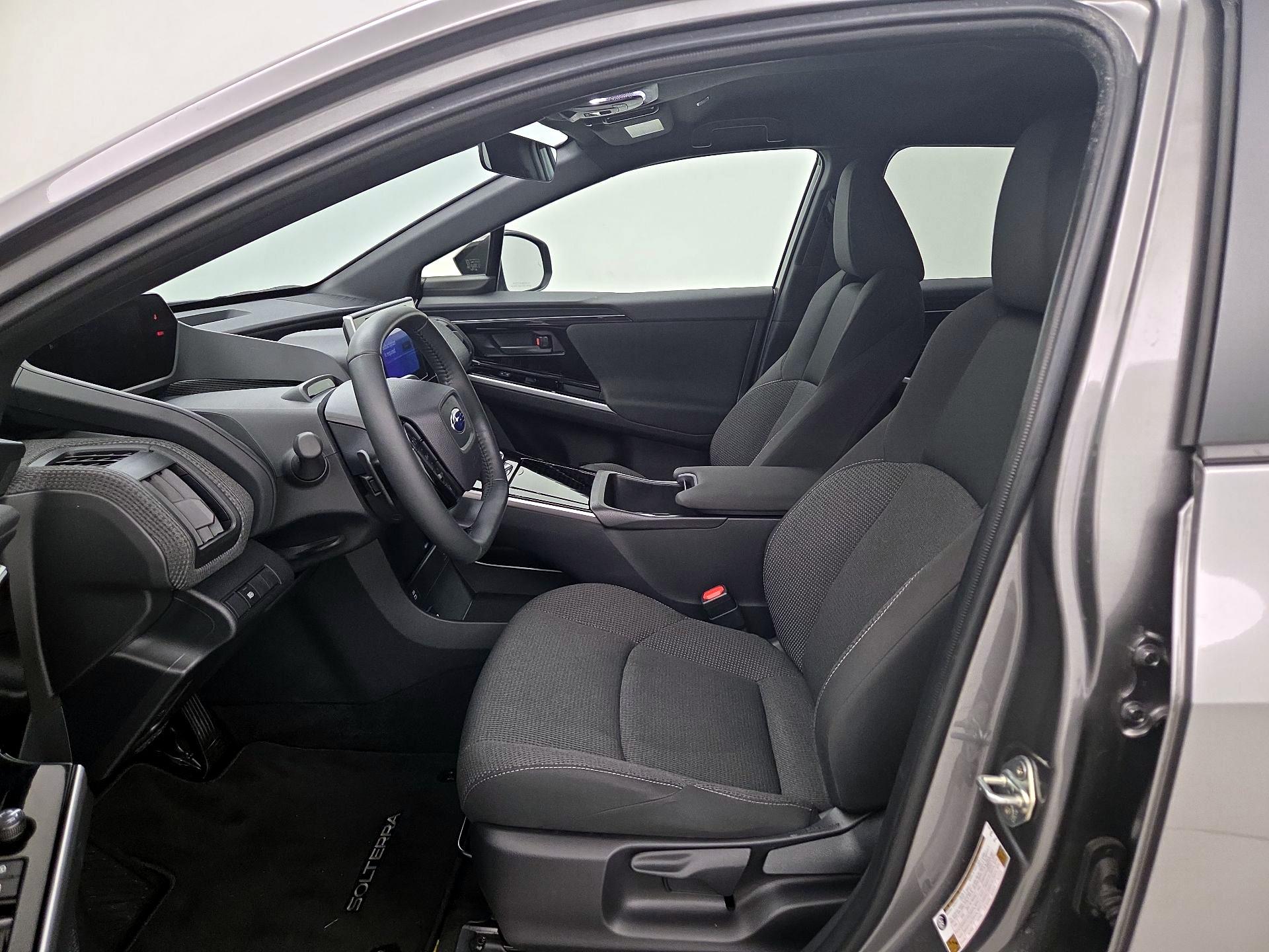 Thumbnail: 2025 Subaru Solterra - 11