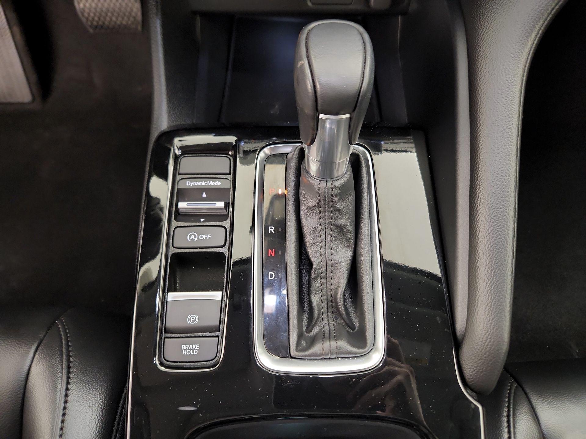 Thumbnail: 2023 Acura Integra - 17