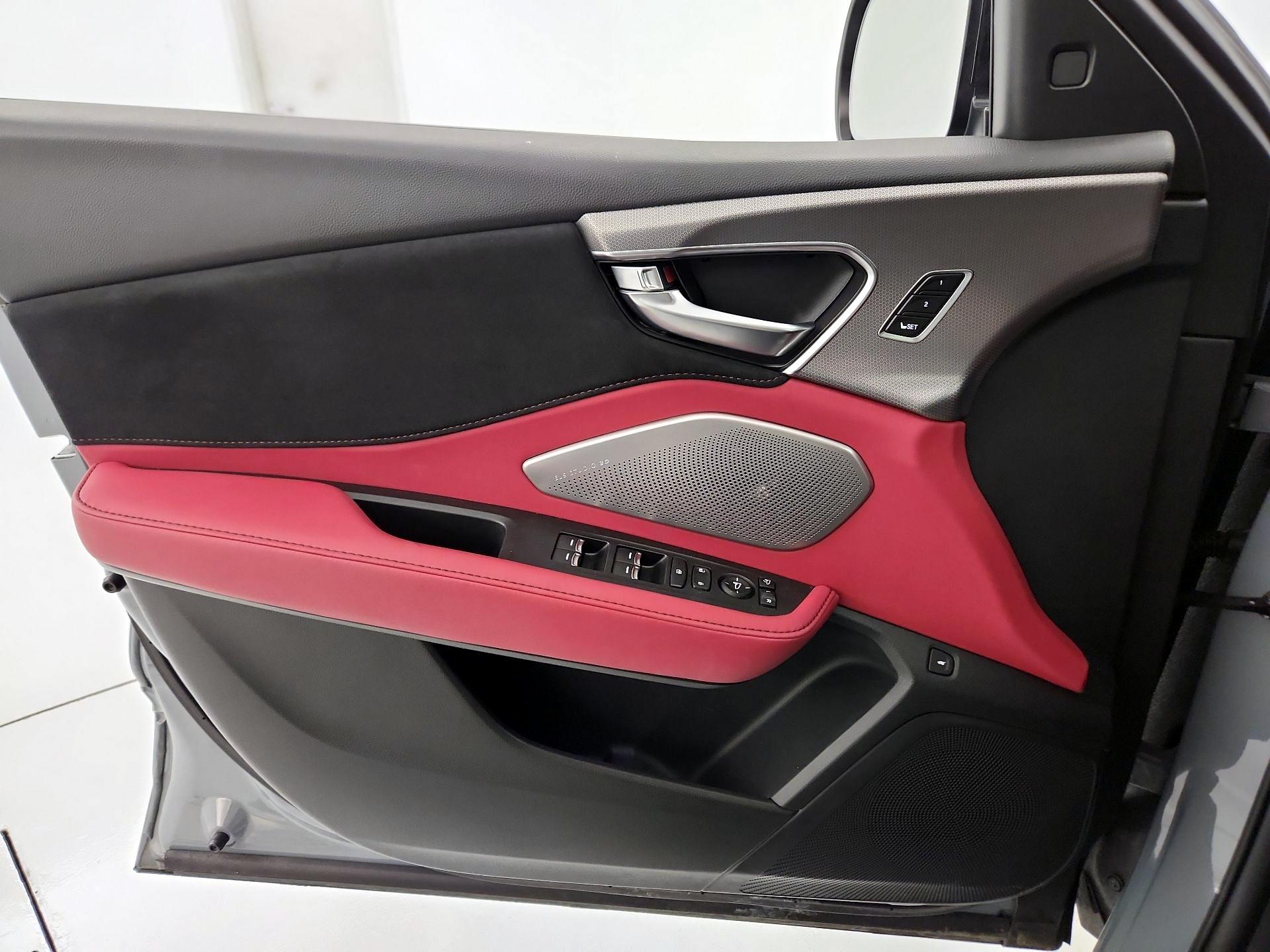 Thumbnail: 2025 Acura RDX - 12