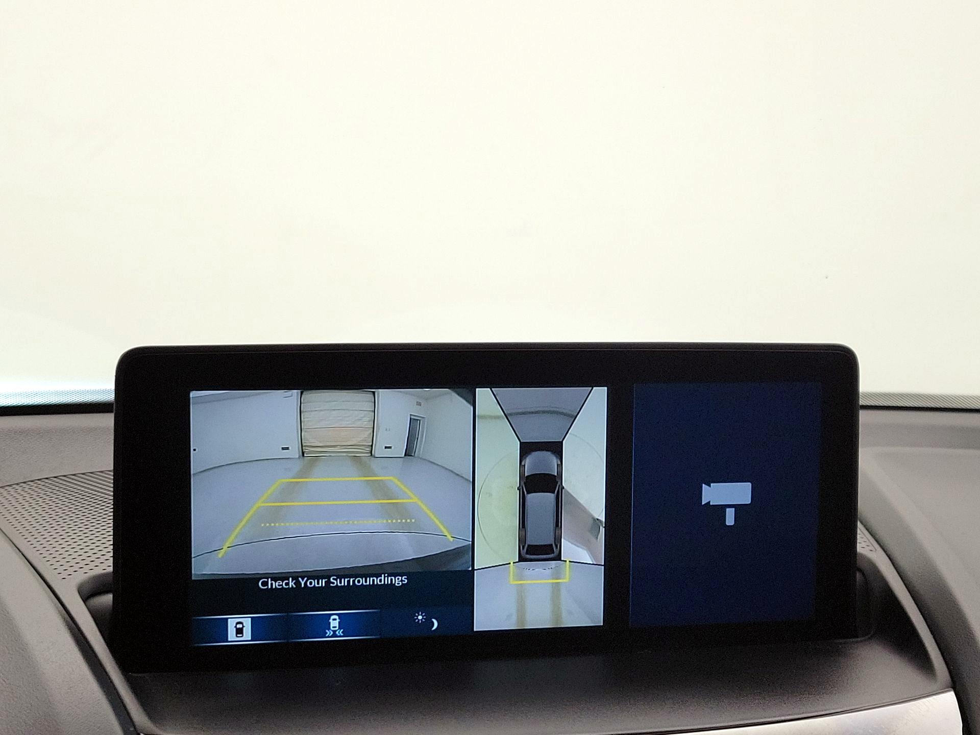 Thumbnail: 2025 Acura RDX - 15