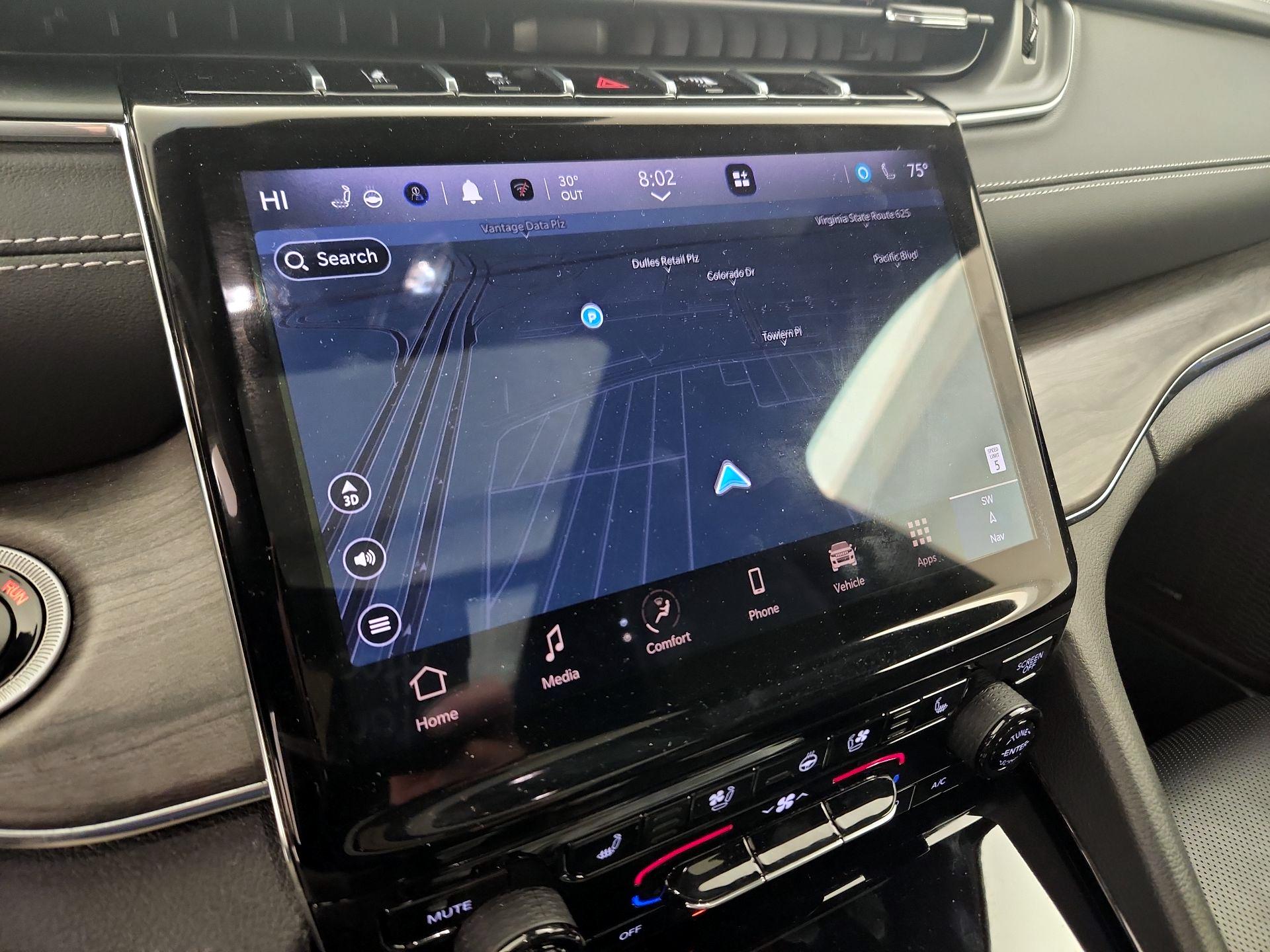 Thumbnail: 2024 Jeep Grand Cherokee L - 14