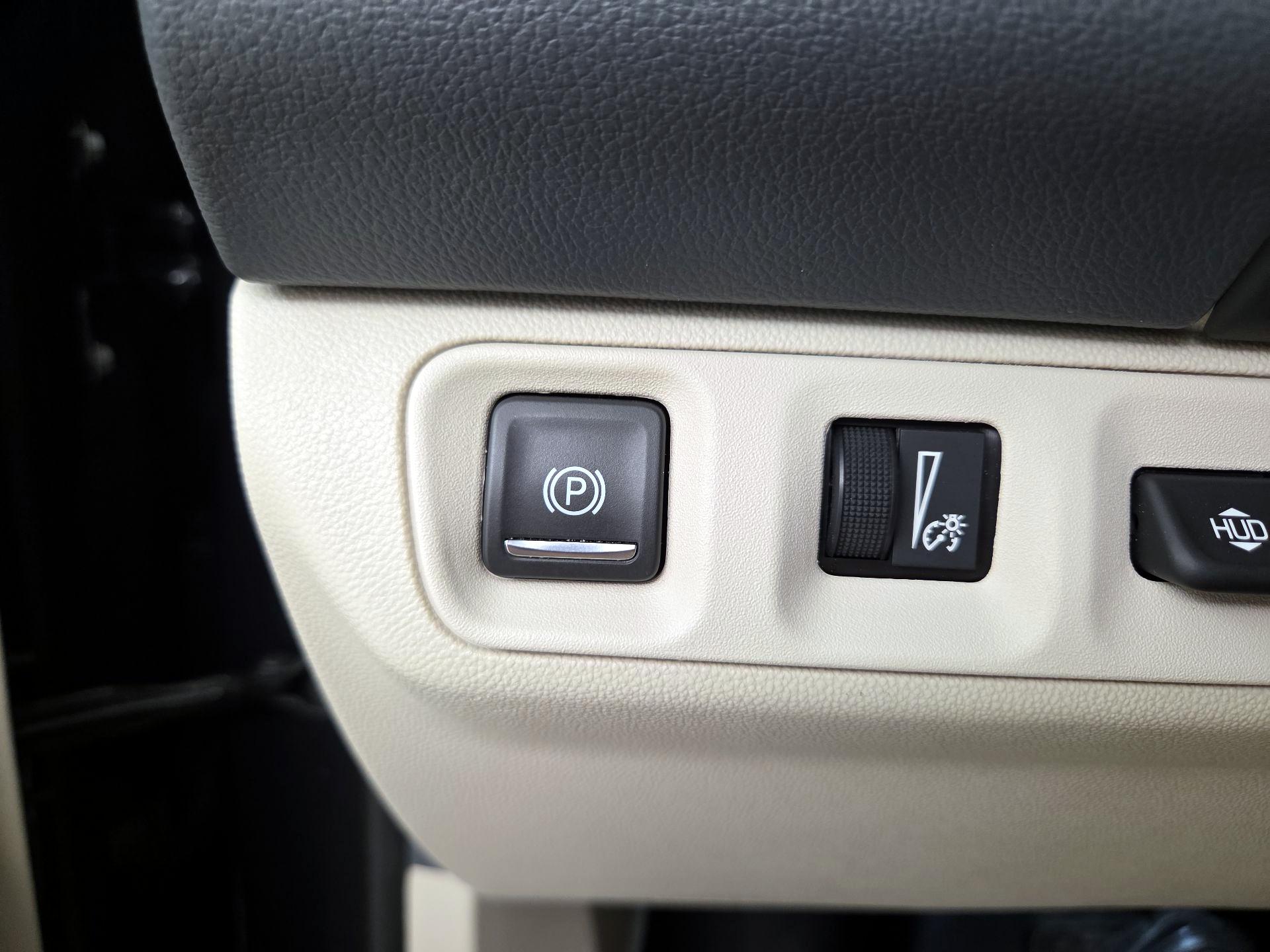 Thumbnail: 2021 GMC Acadia - 13