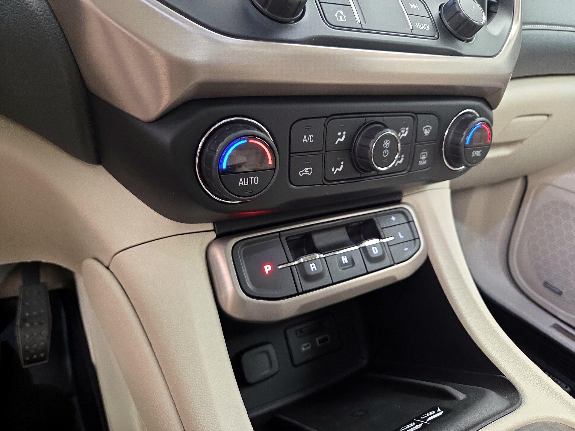 Thumbnail: 2021 GMC Acadia - 17