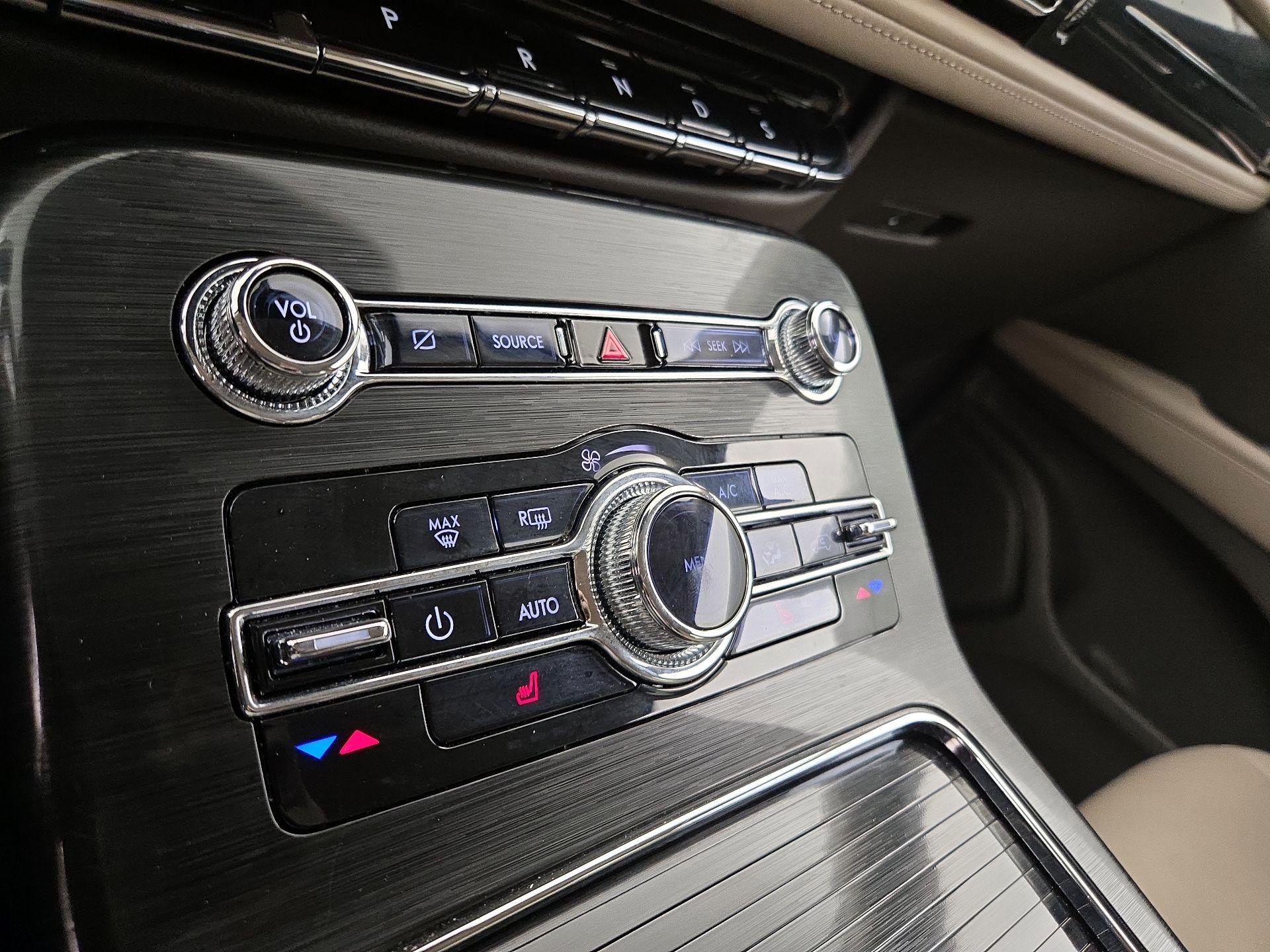 Thumbnail: 2021 Lincoln Nautilus - 17