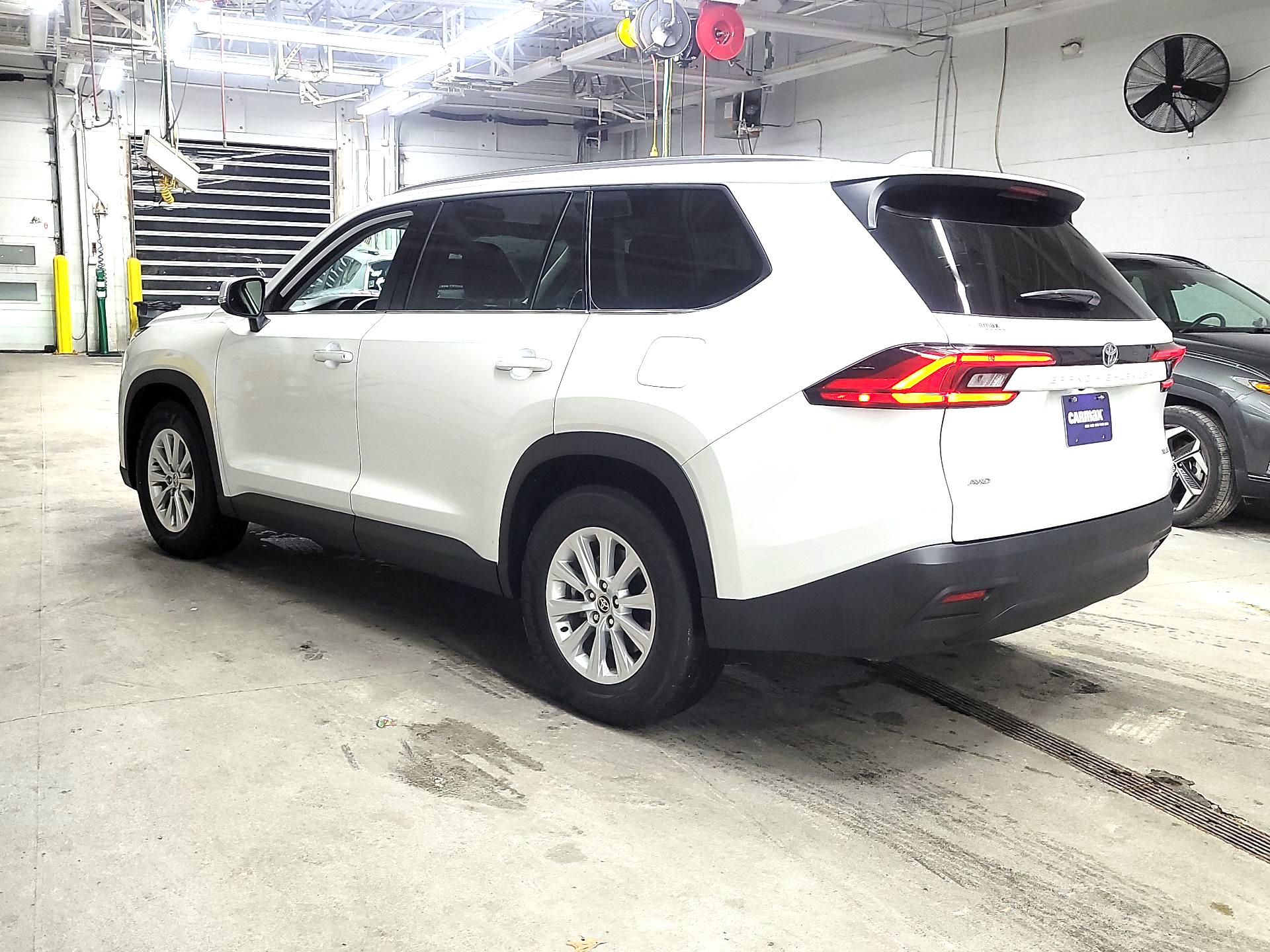 Thumbnail: 2024 Toyota Grand Highlander - 7