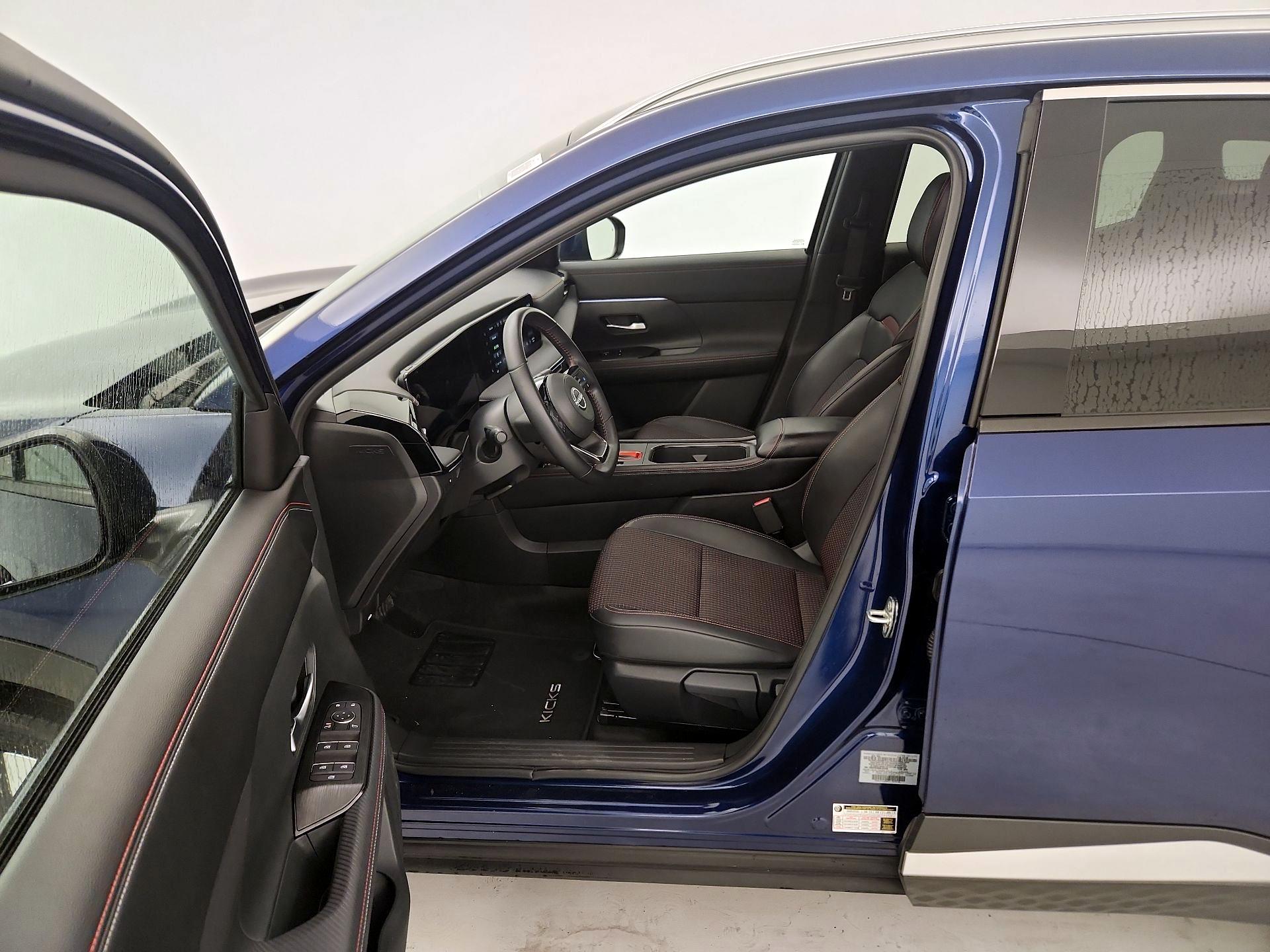 Thumbnail: 2025 Nissan Kicks - 11