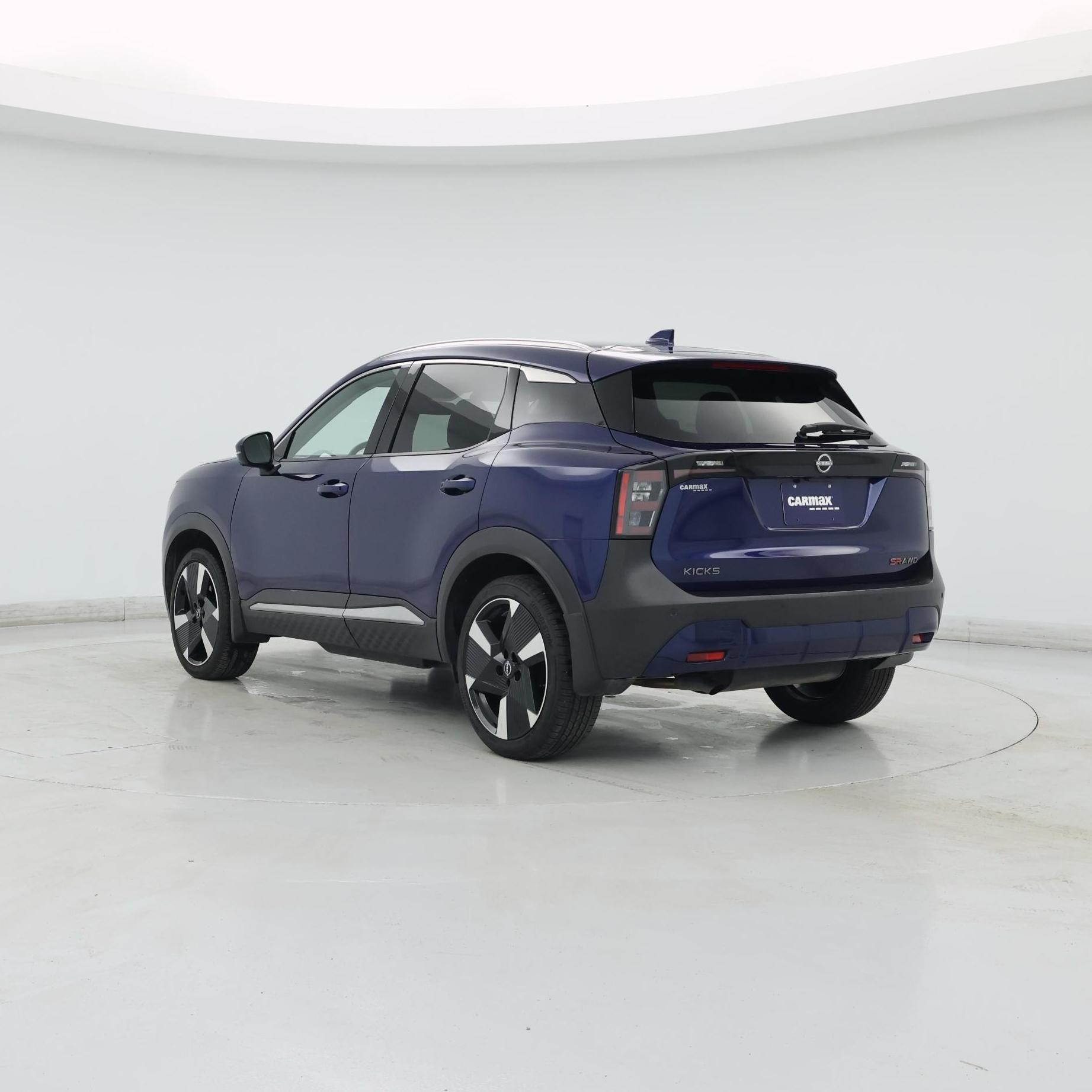Thumbnail: 2025 Nissan Kicks - 2