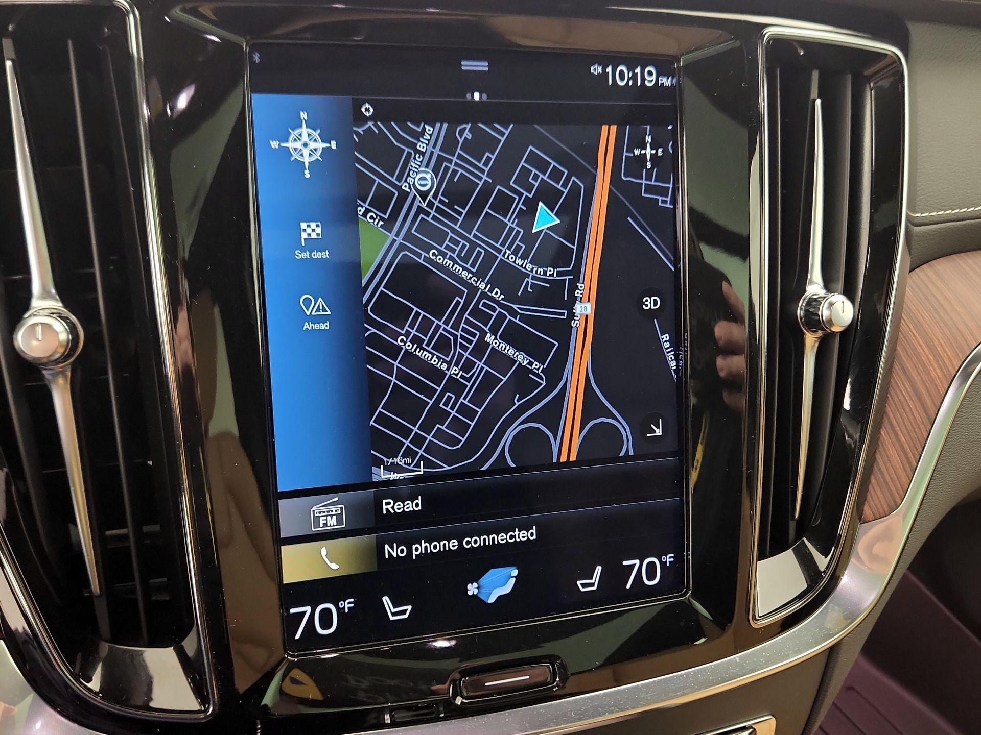 Thumbnail: 2022 Volvo S60 - 14