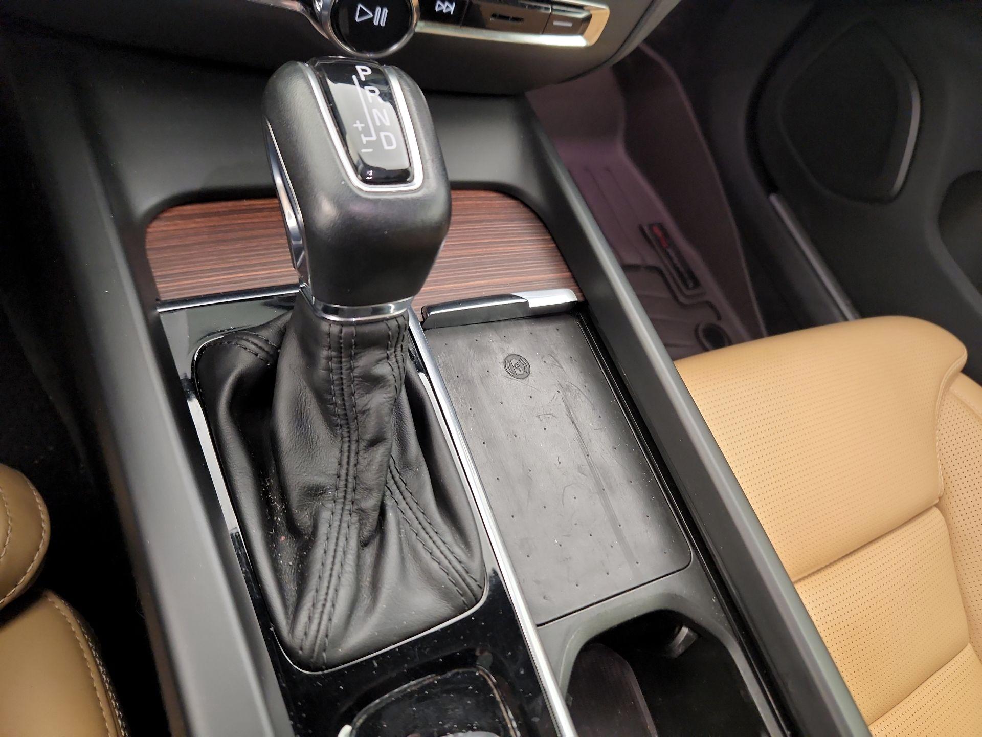 Thumbnail: 2022 Volvo S60 - 18