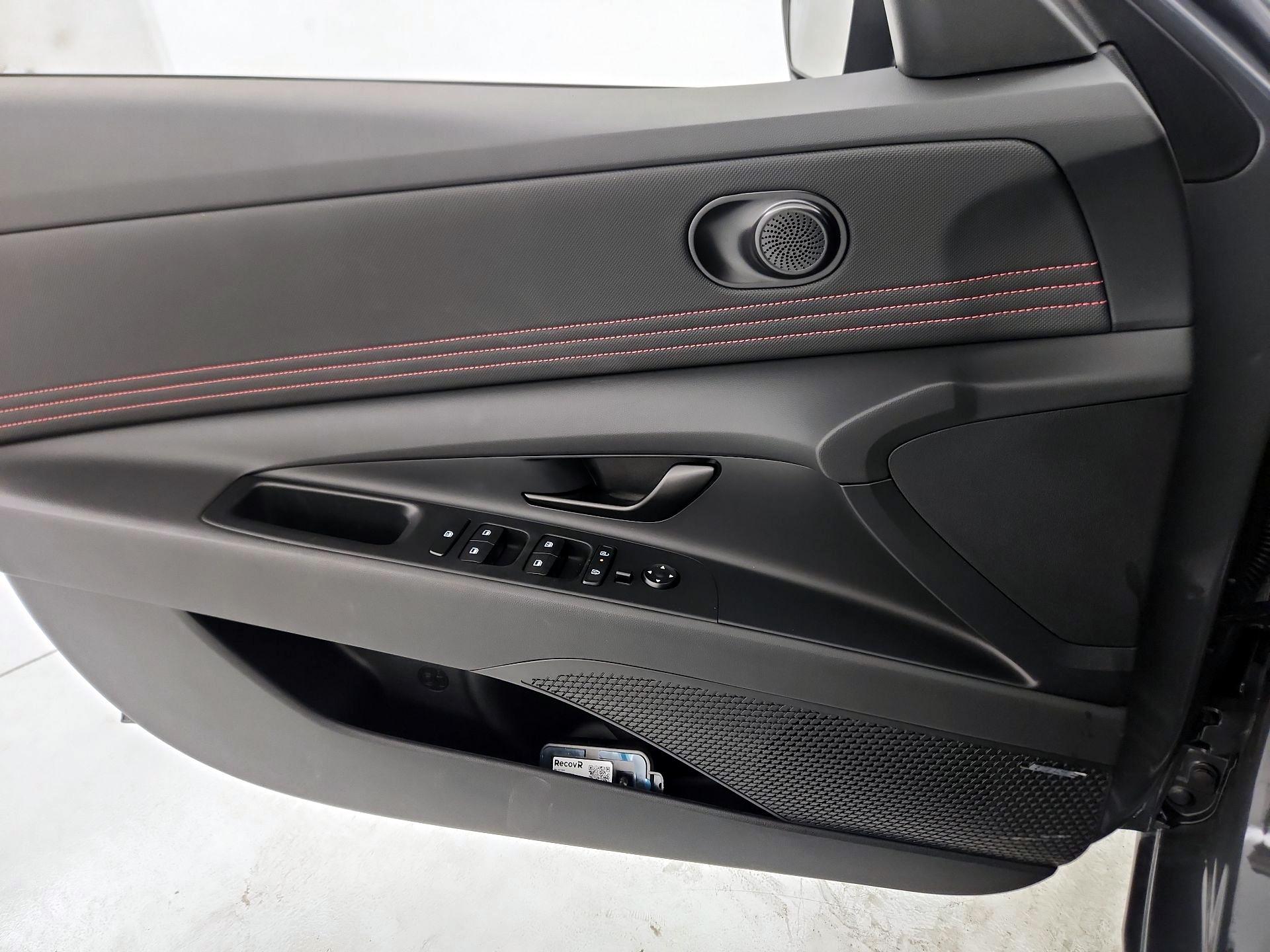 Thumbnail: 2025 Hyundai Elantra - 12