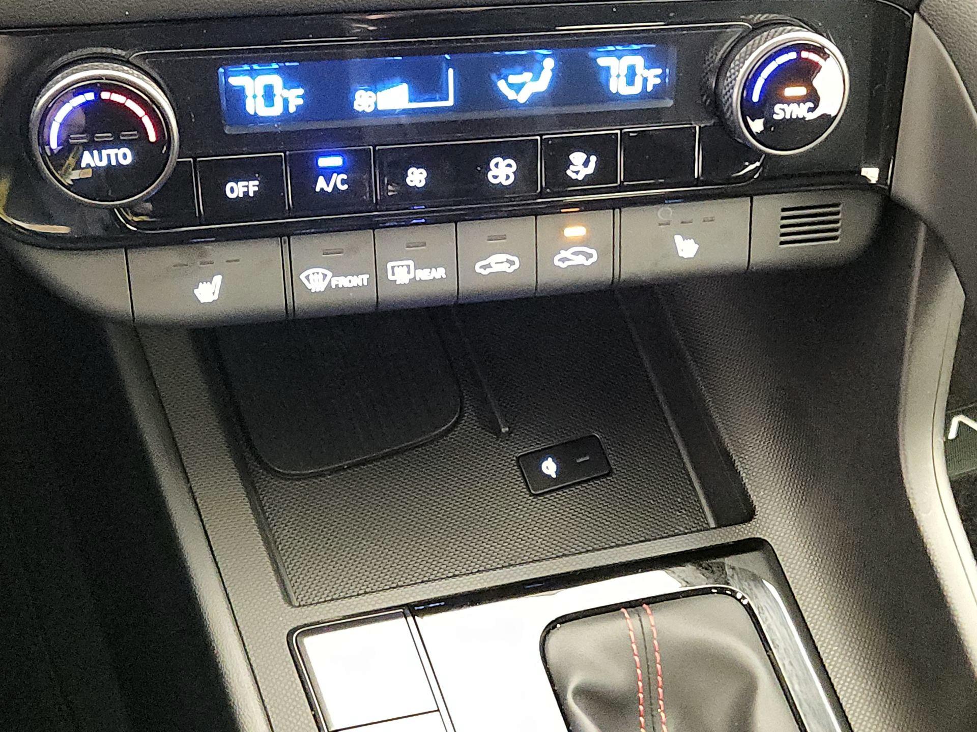 Thumbnail: 2025 Hyundai Elantra - 17