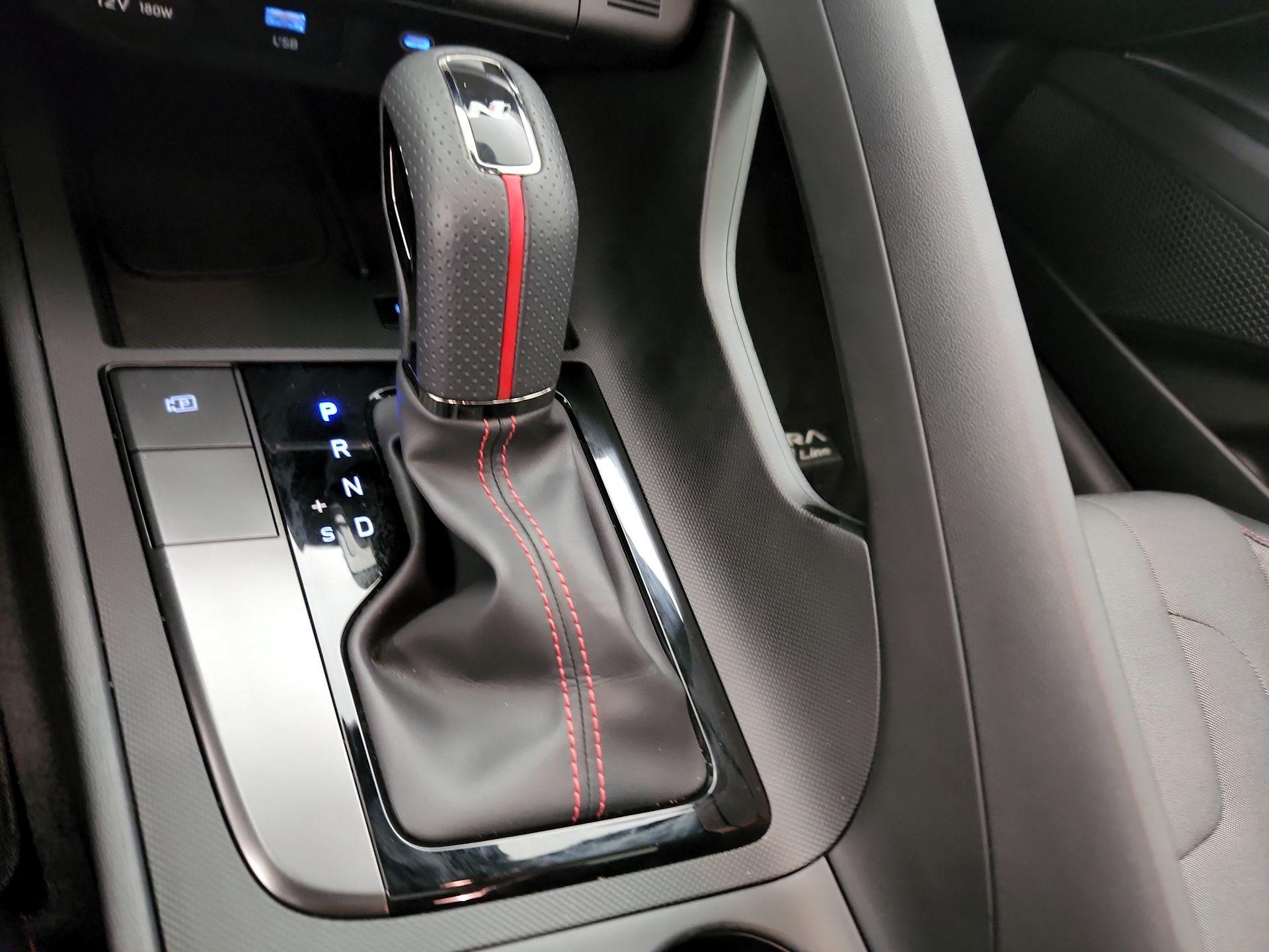 Thumbnail: 2025 Hyundai Elantra - 18