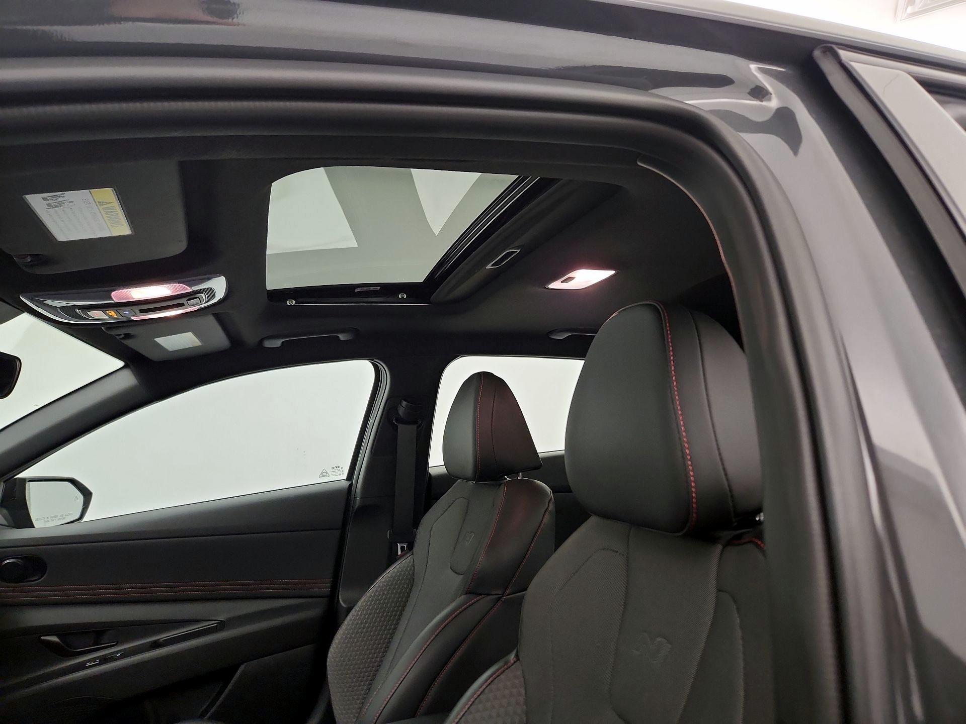 Thumbnail: 2025 Hyundai Elantra - 20