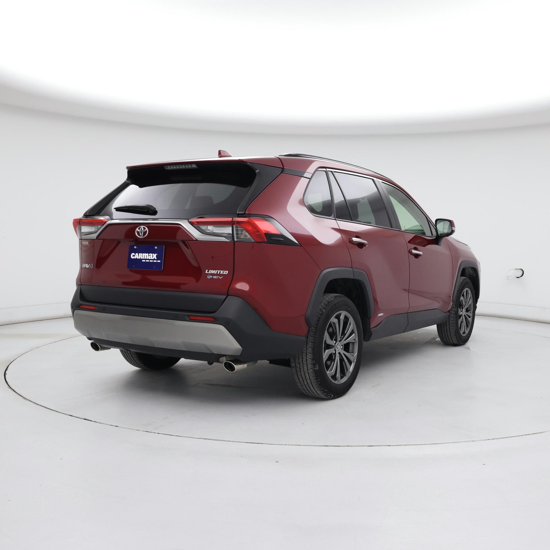 Thumbnail: 2025 Toyota RAV4 - 8