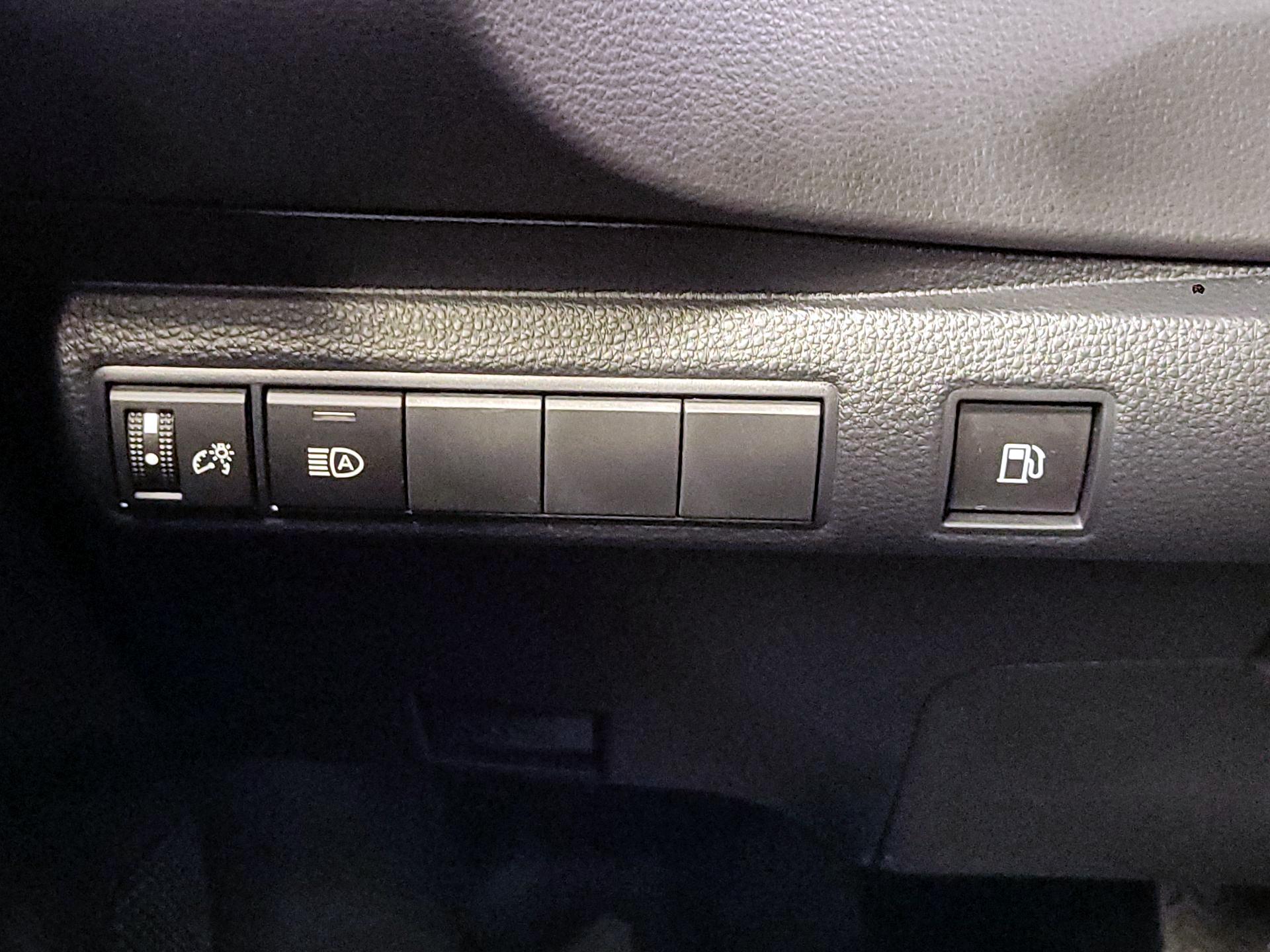 Thumbnail: 2024 Toyota Corolla - 11