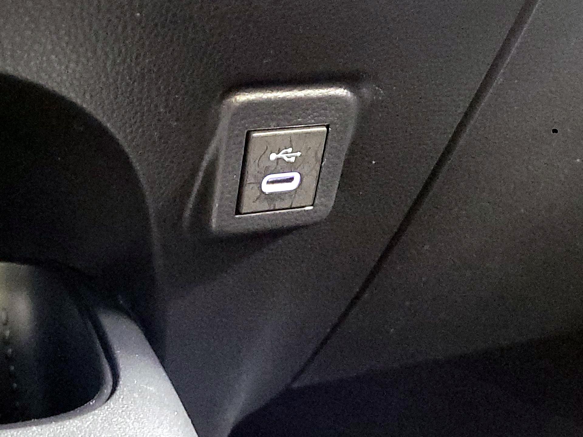 Thumbnail: 2024 Toyota Corolla - 16