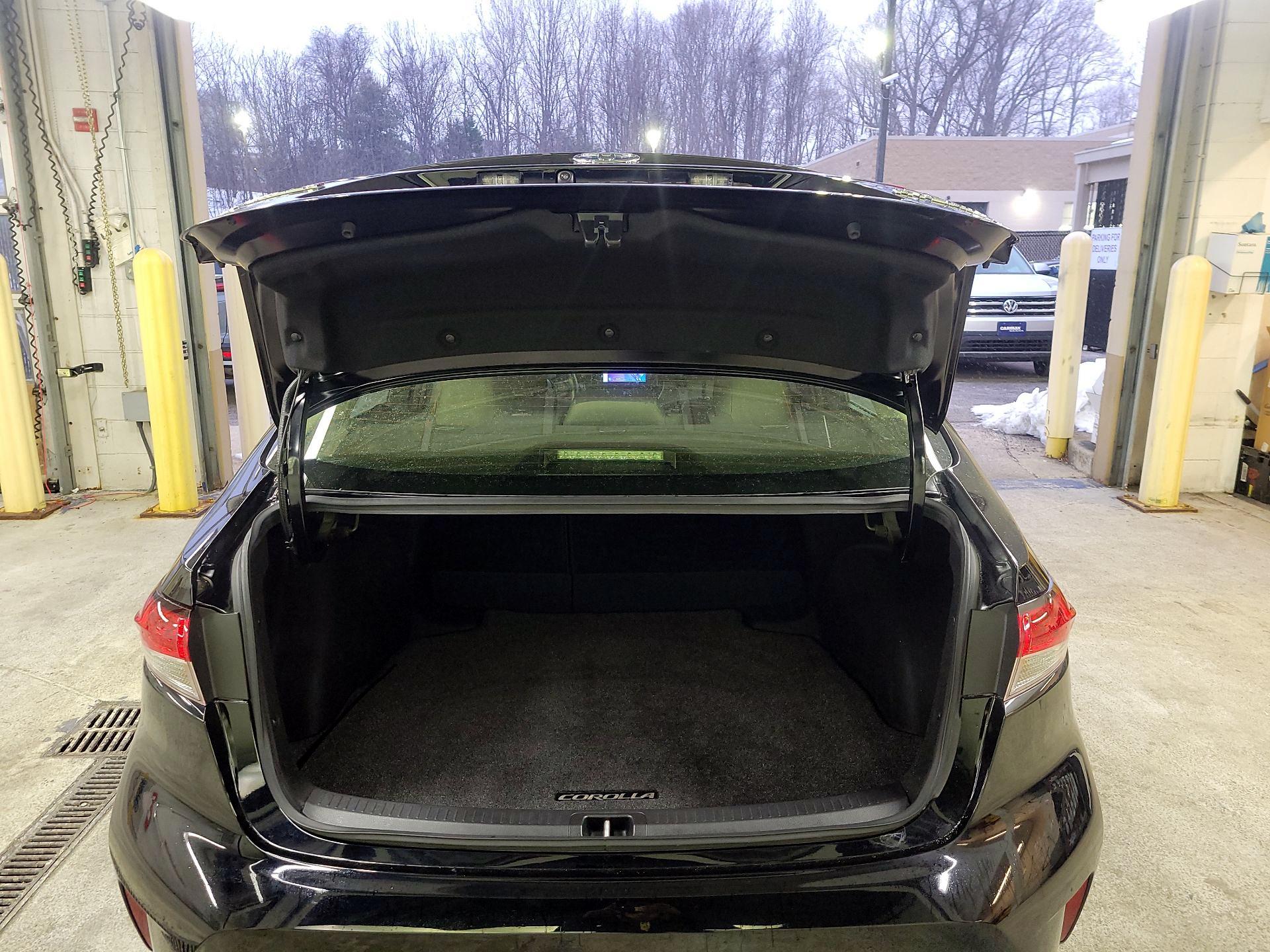 Thumbnail: 2024 Toyota Corolla - 18