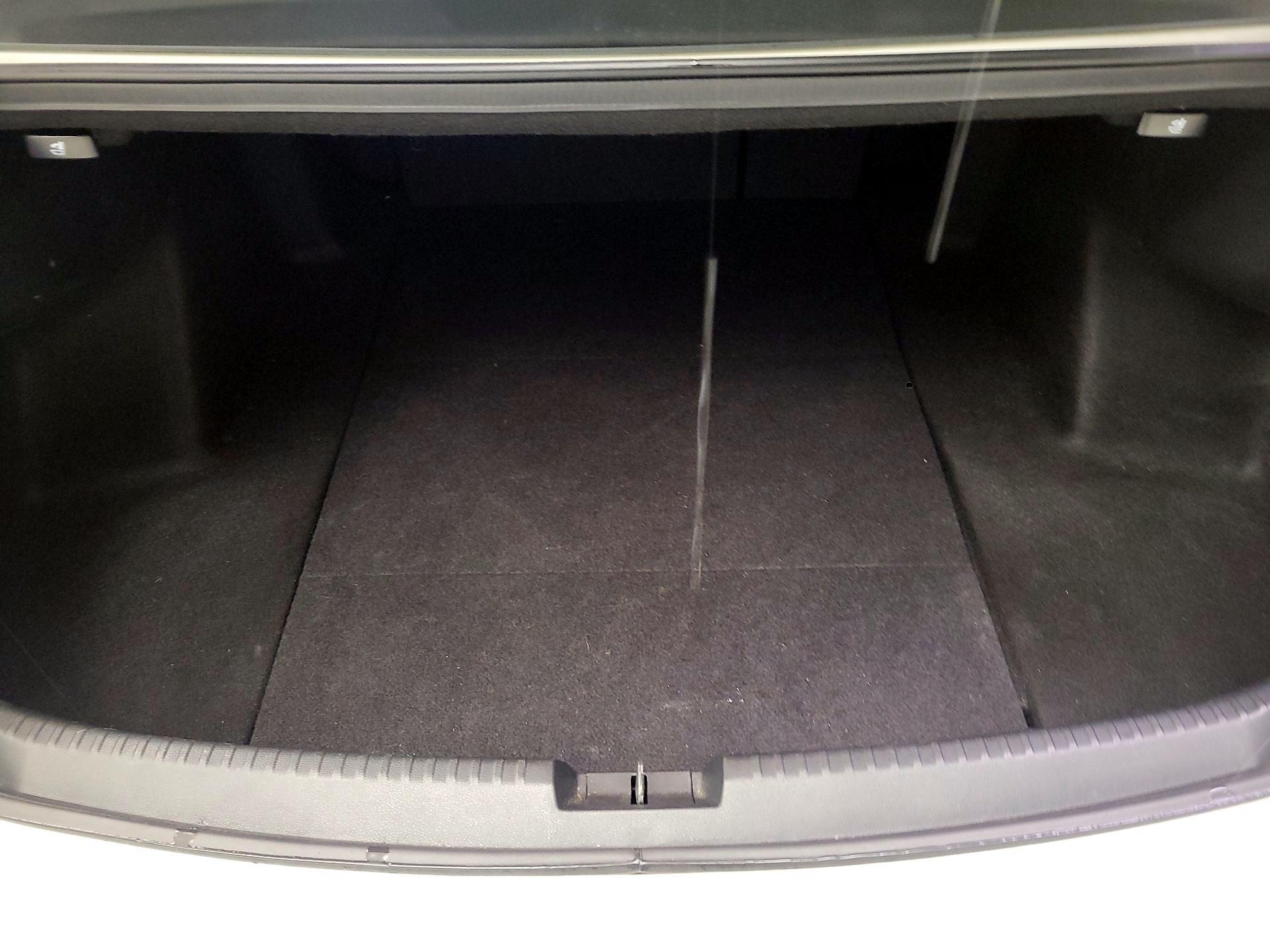 Thumbnail: 2021 Acura TLX - 18