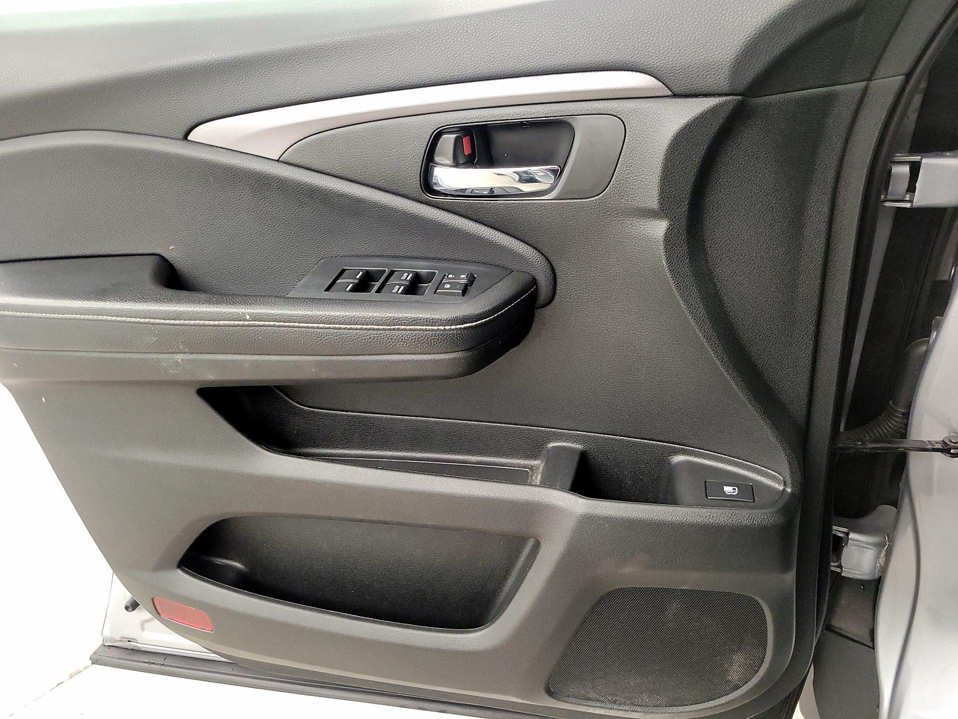 Thumbnail: 2021 Honda Ridgeline - 12