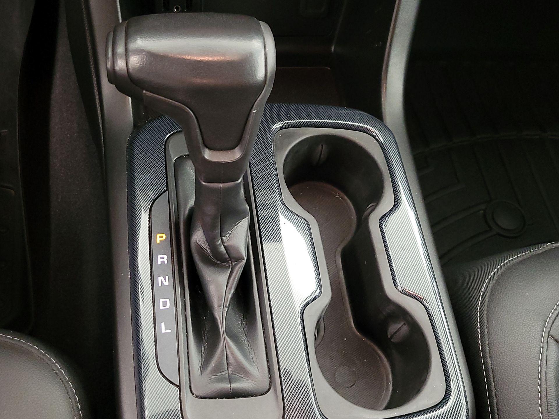 Thumbnail: 2019 Chevrolet Colorado - 17