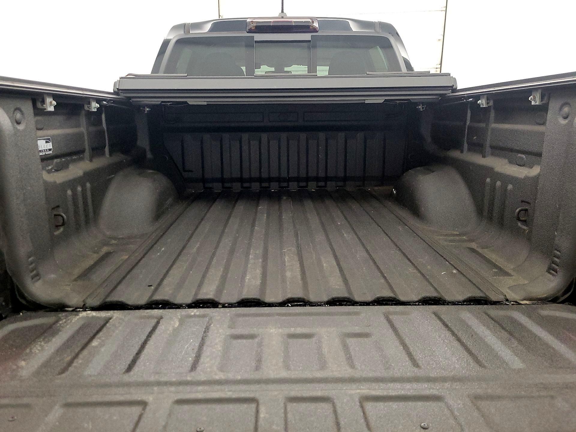 Thumbnail: 2019 Chevrolet Colorado - 20