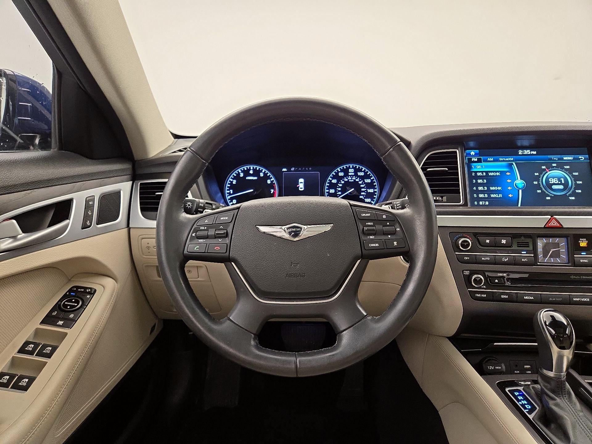 Thumbnail: 2017 Genesis G80 - 10