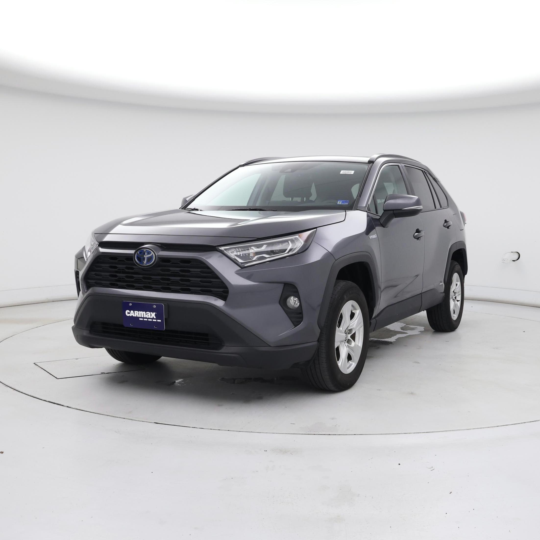 Thumbnail: 2021 Toyota RAV4 - 4