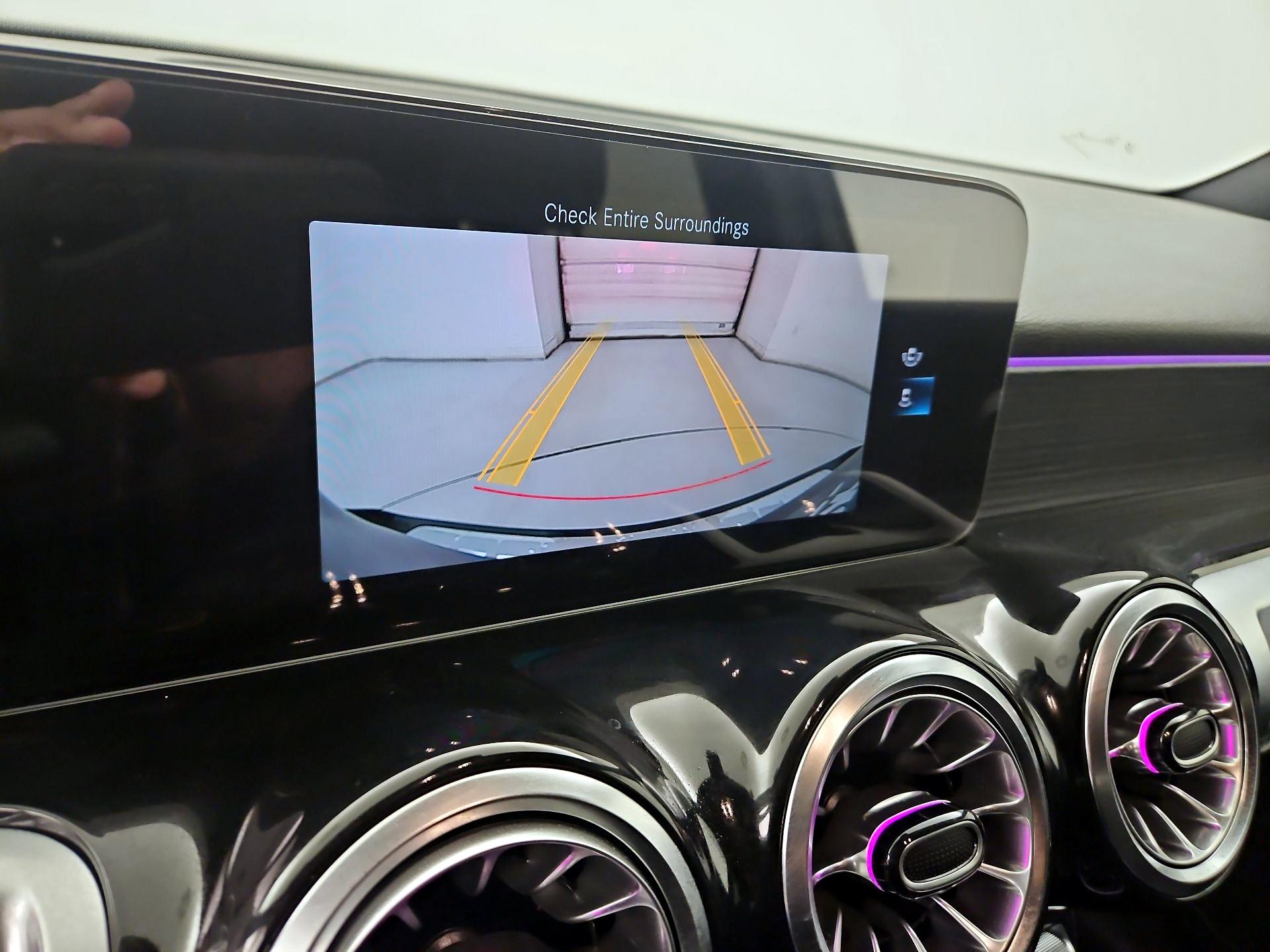 Thumbnail: 2023 Mercedes-Benz GLB - 14