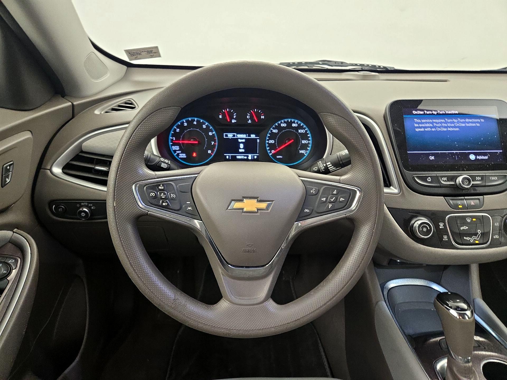 Thumbnail: 2020 Chevrolet Malibu - 10