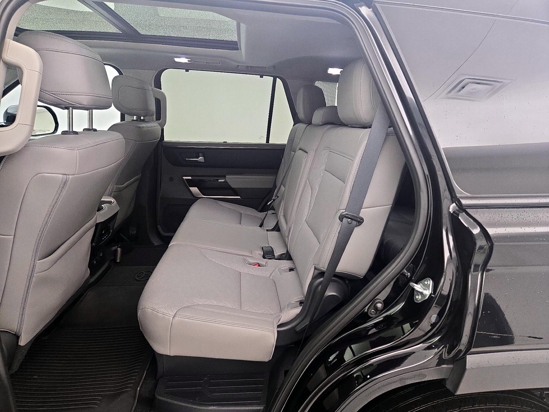 Thumbnail: 2024 Toyota Sequoia - 20