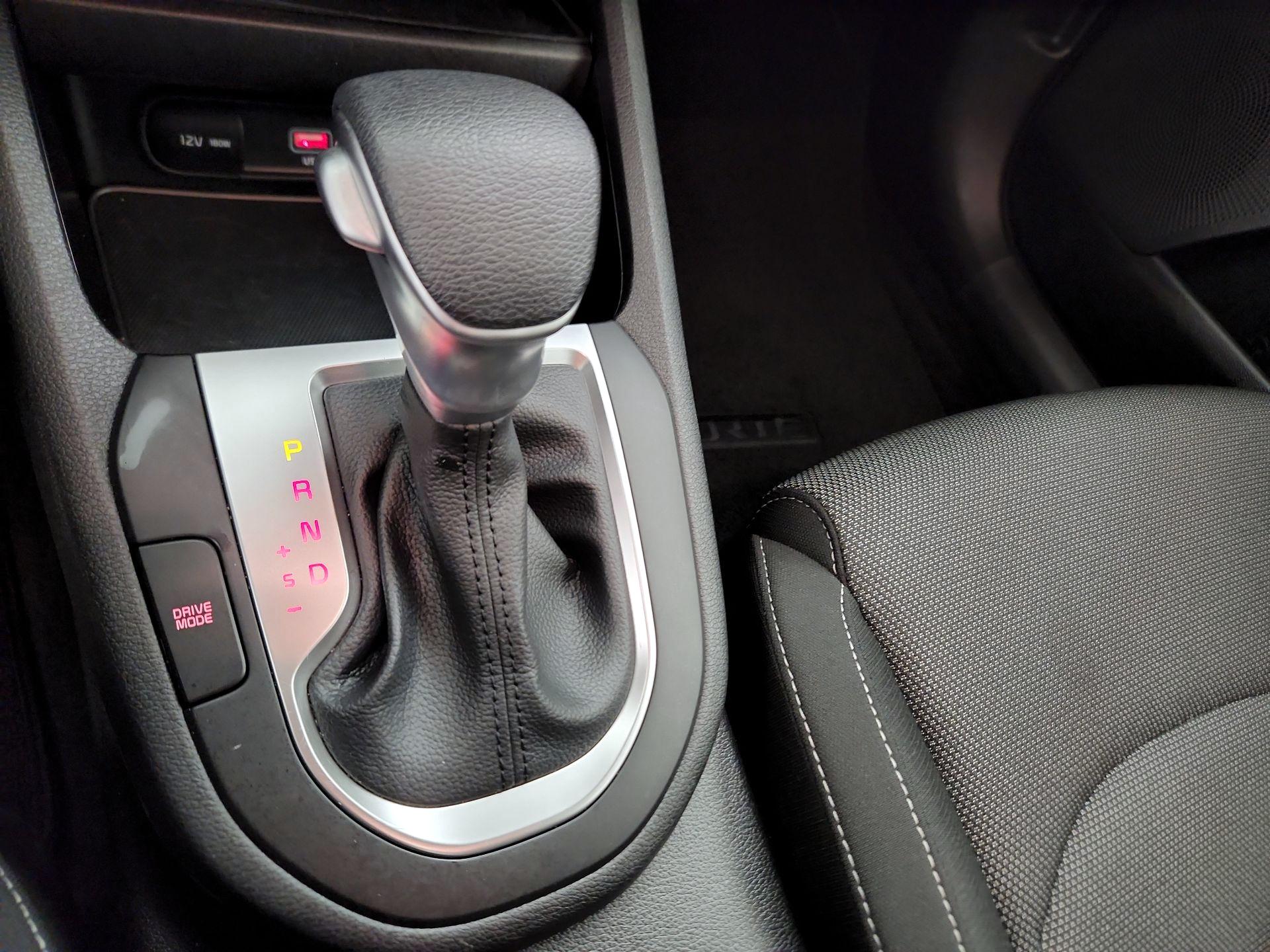 Thumbnail: 2024 Kia Forte - 17